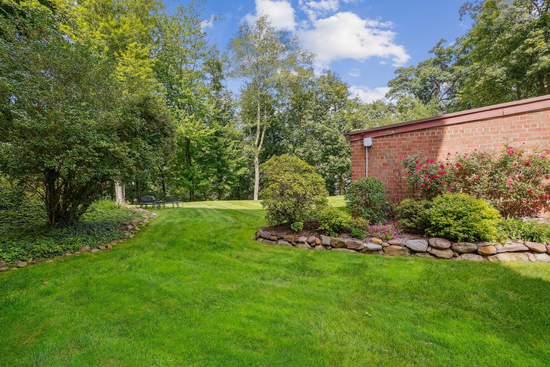 11 Euclid Avenue, Unit 7B 