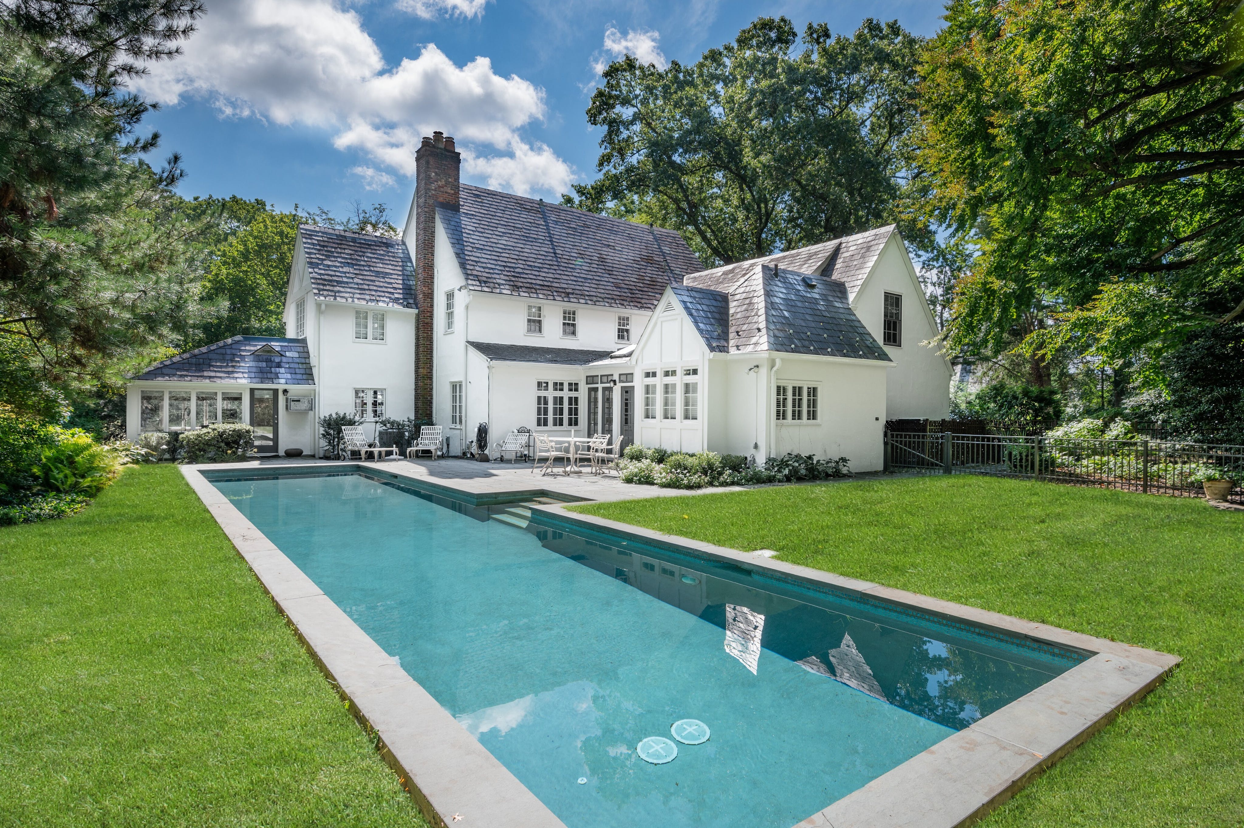 14 Edgewood Drive 
