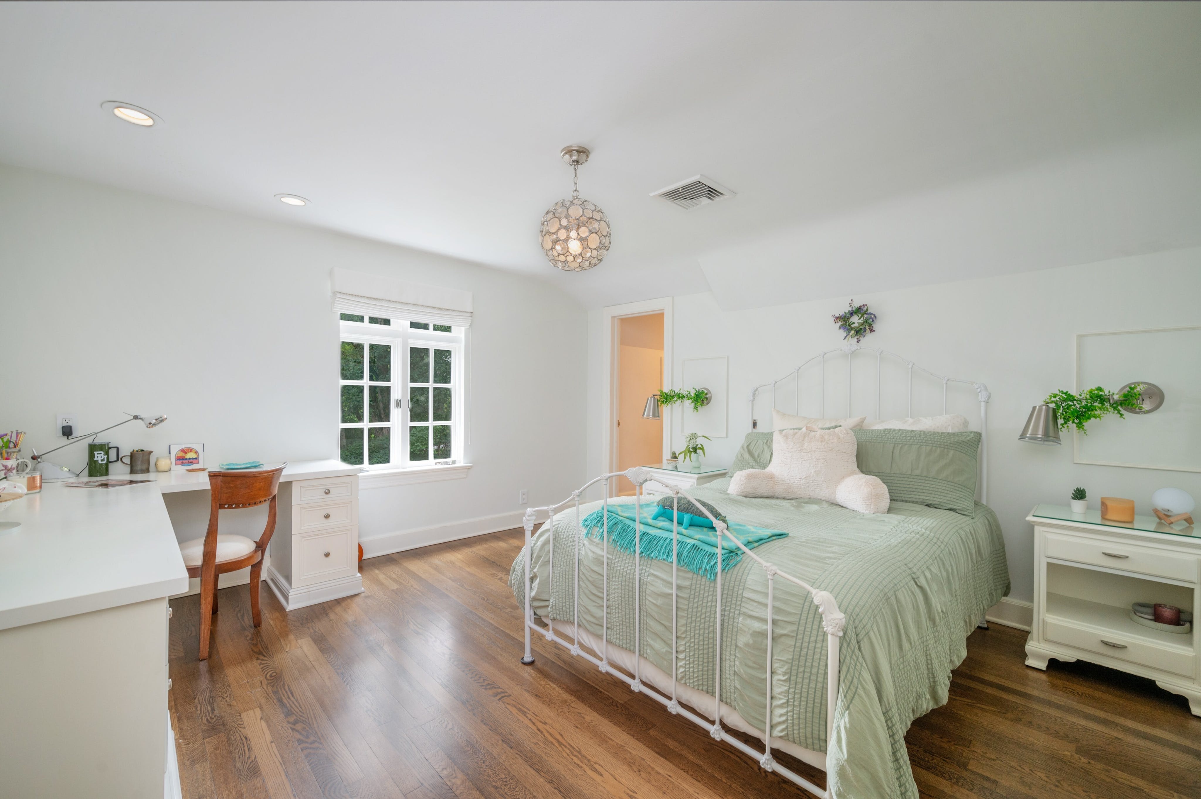 14 Edgewood Drive 