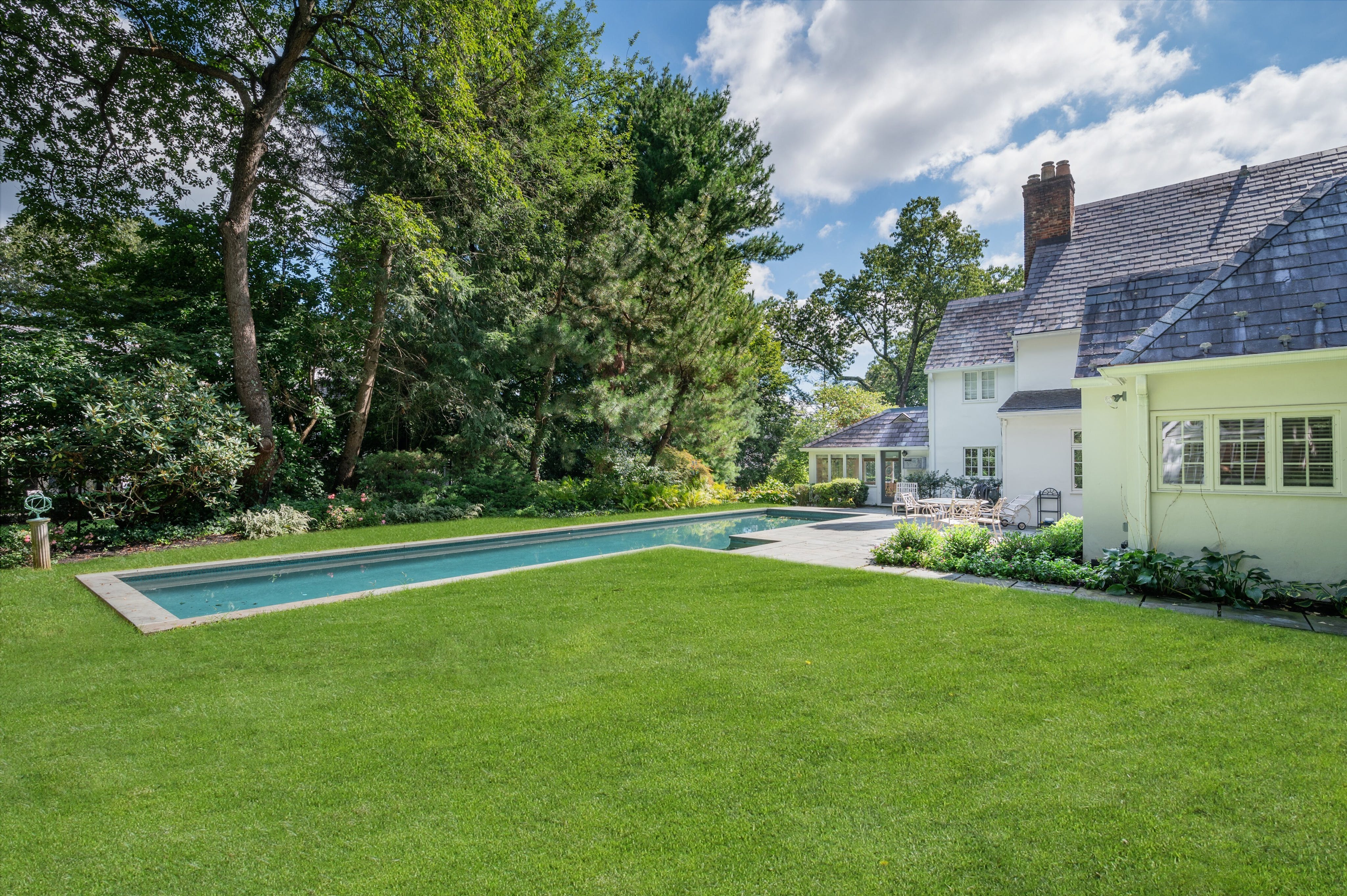 14 Edgewood Drive 