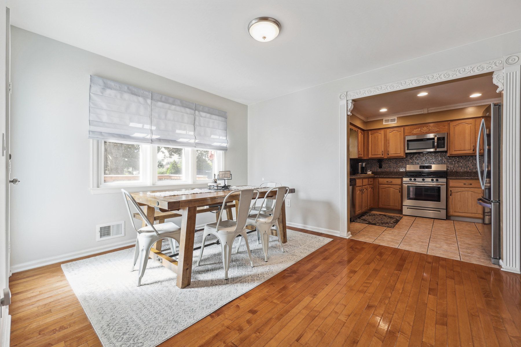11 Conard Ct