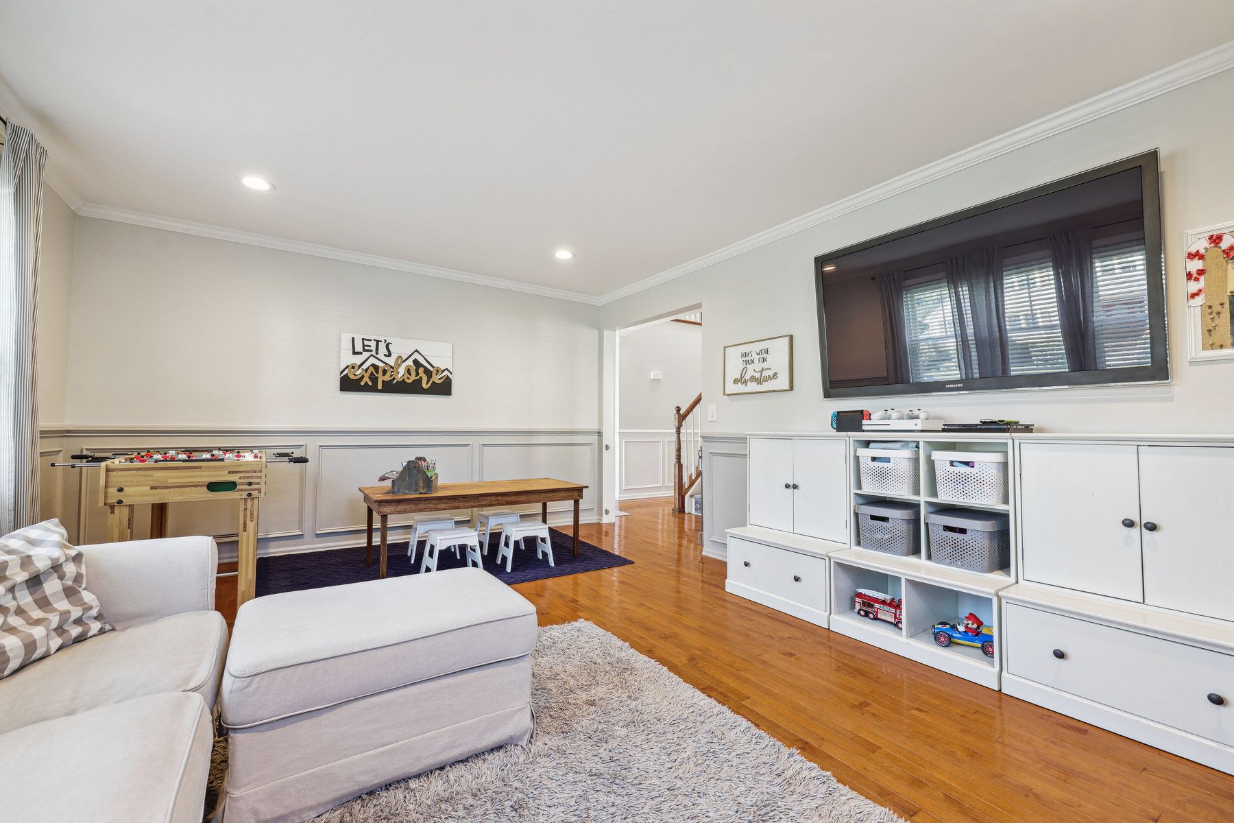 11 Conard Ct