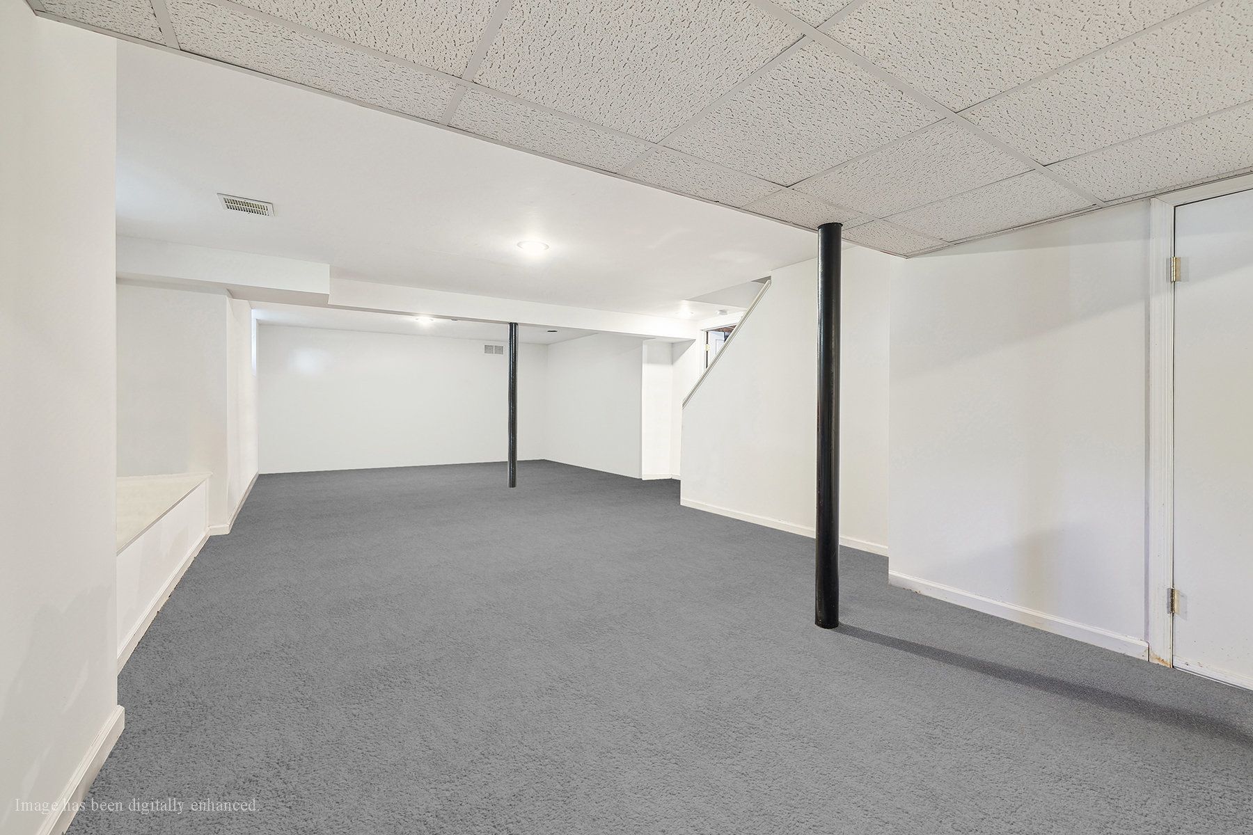 11 Conard Ct