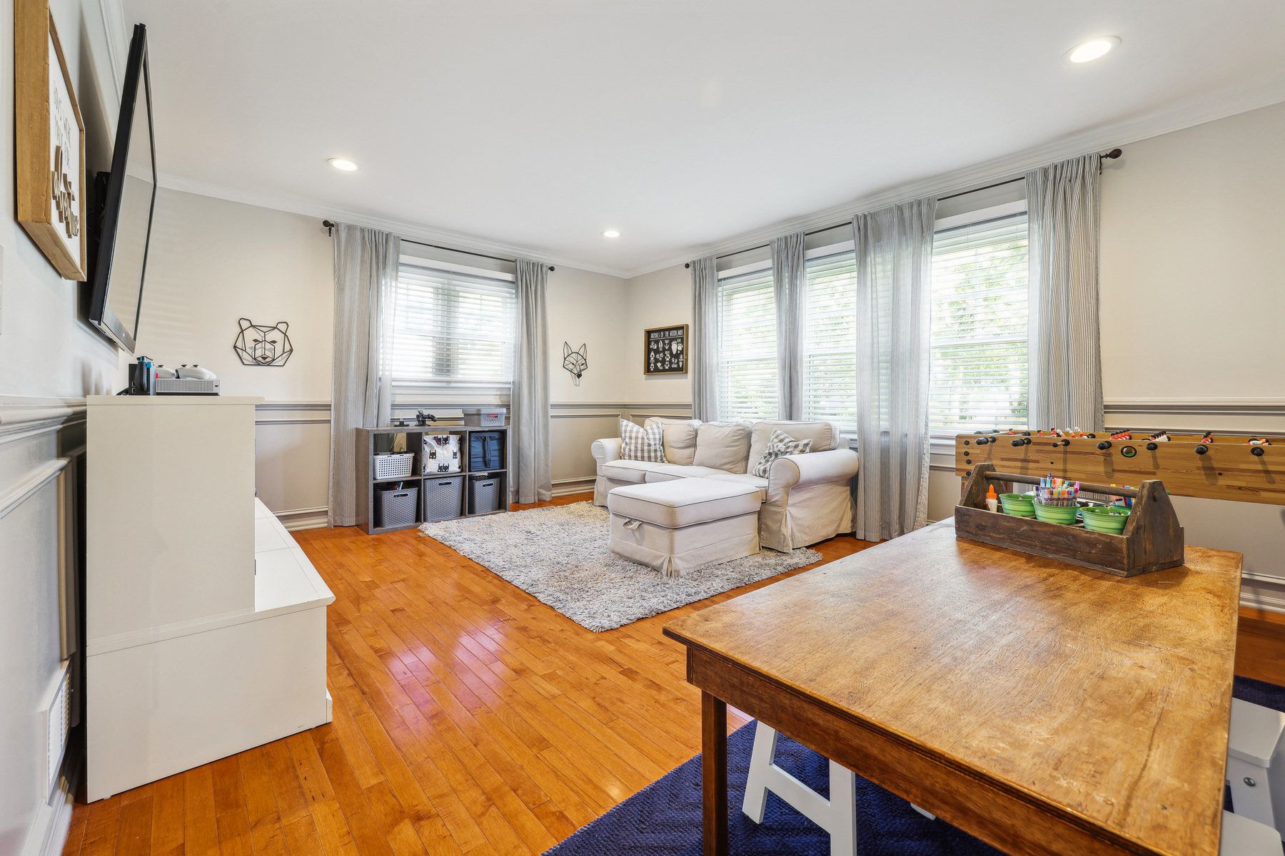 11 Conard Ct