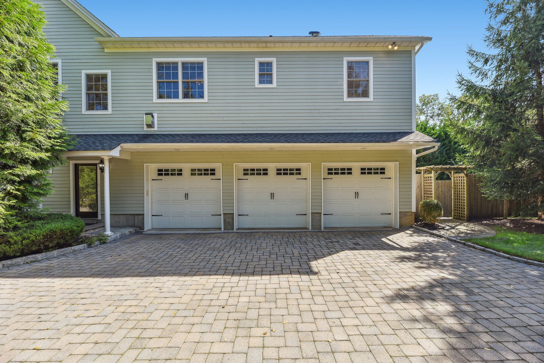3 Briarwood Road 