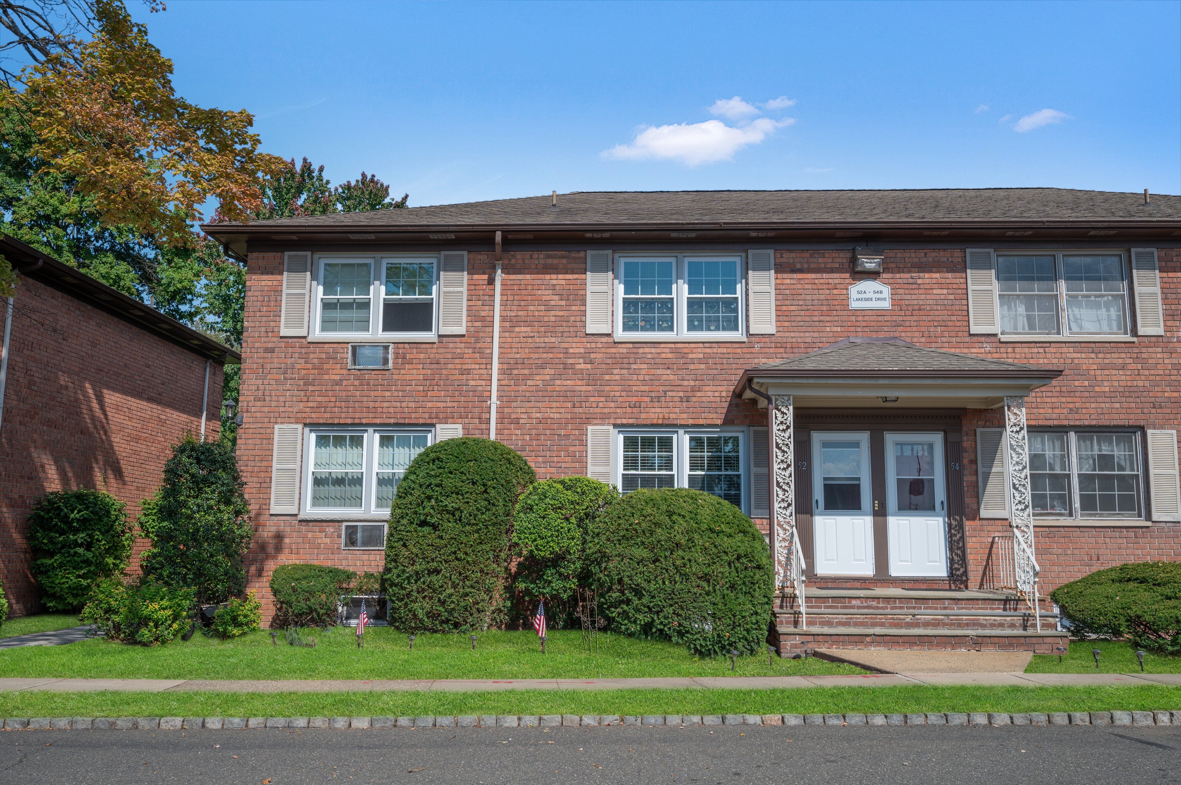 52A Lakeside Drive 