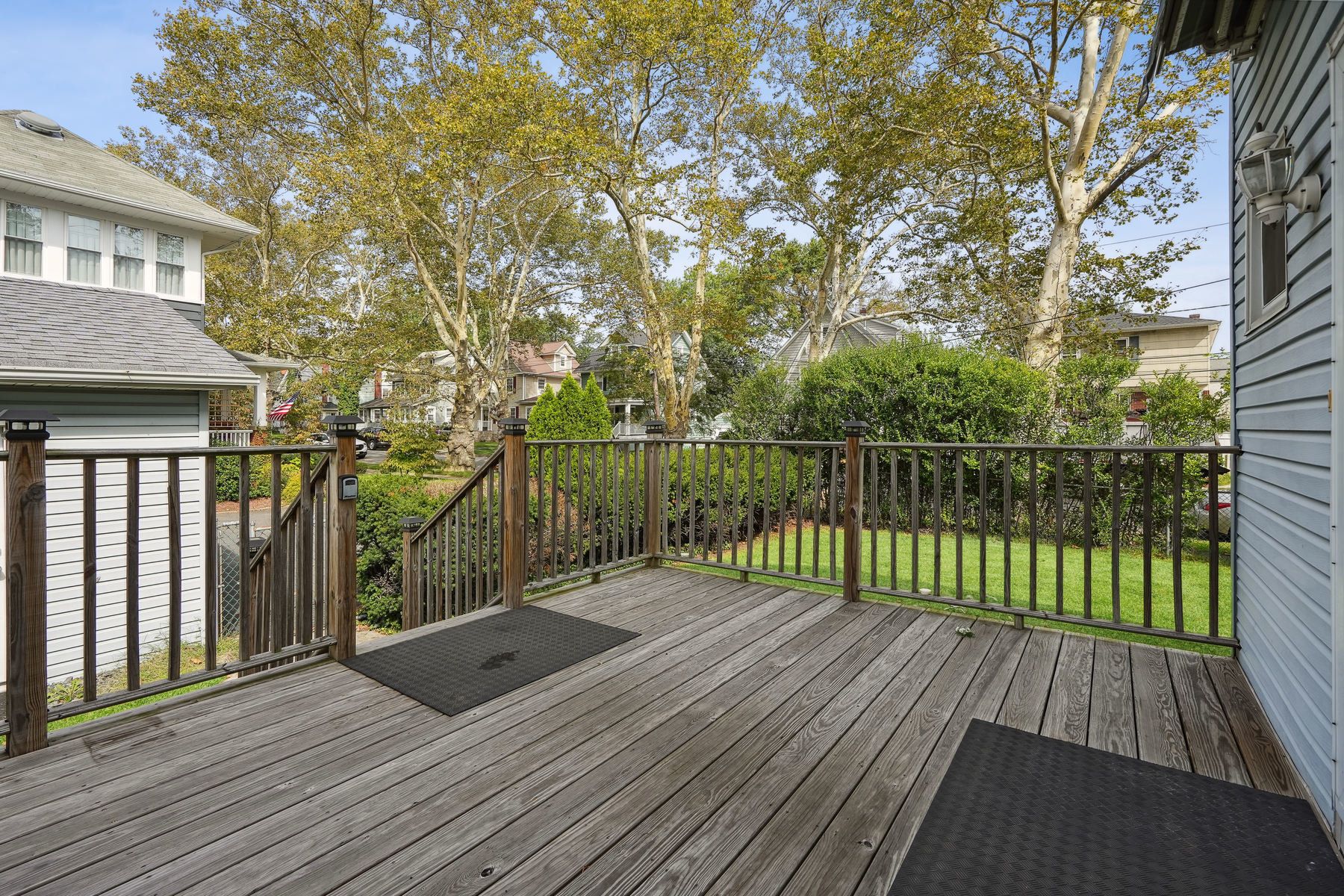 122 Glenwood Ave 