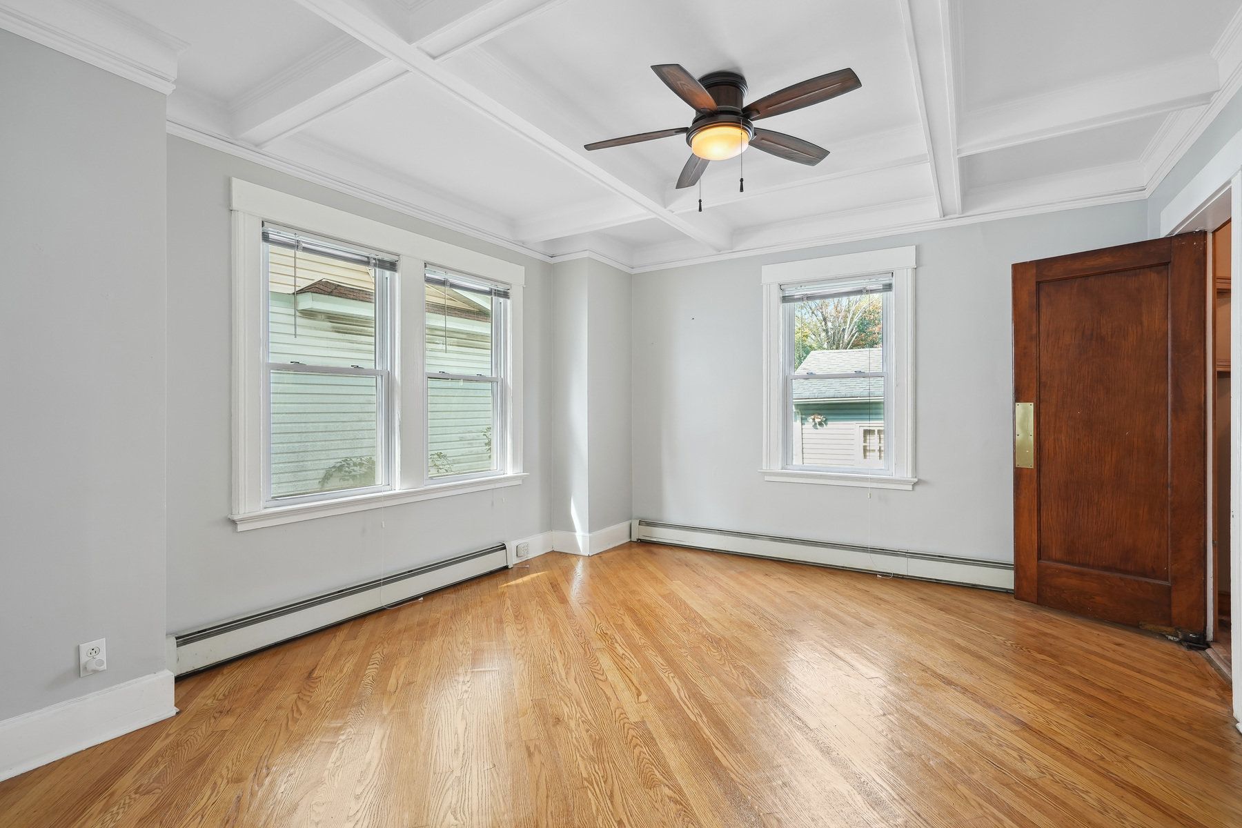 122 Glenwood Ave 