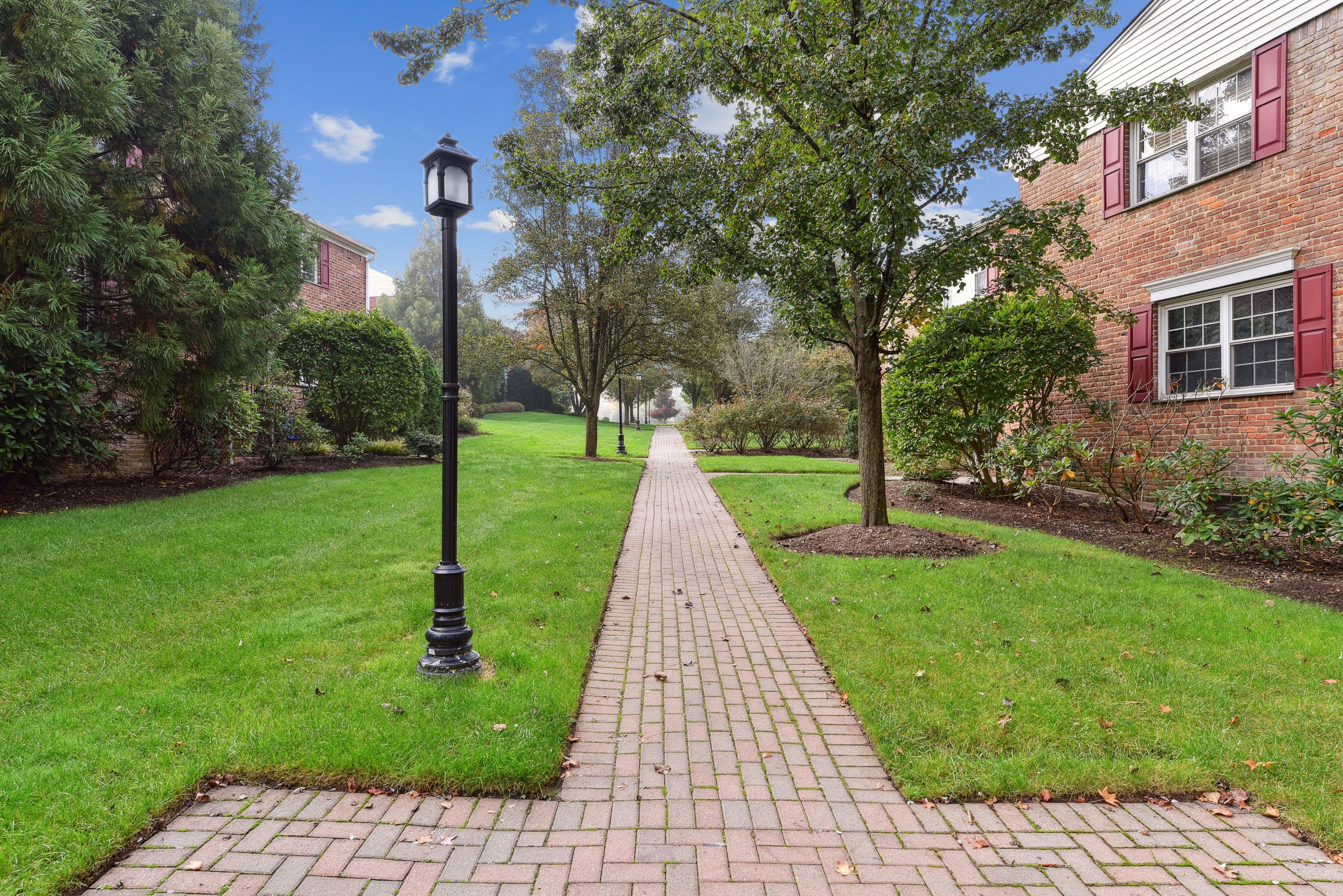 67-75 New England Avenue, Unit 71A 