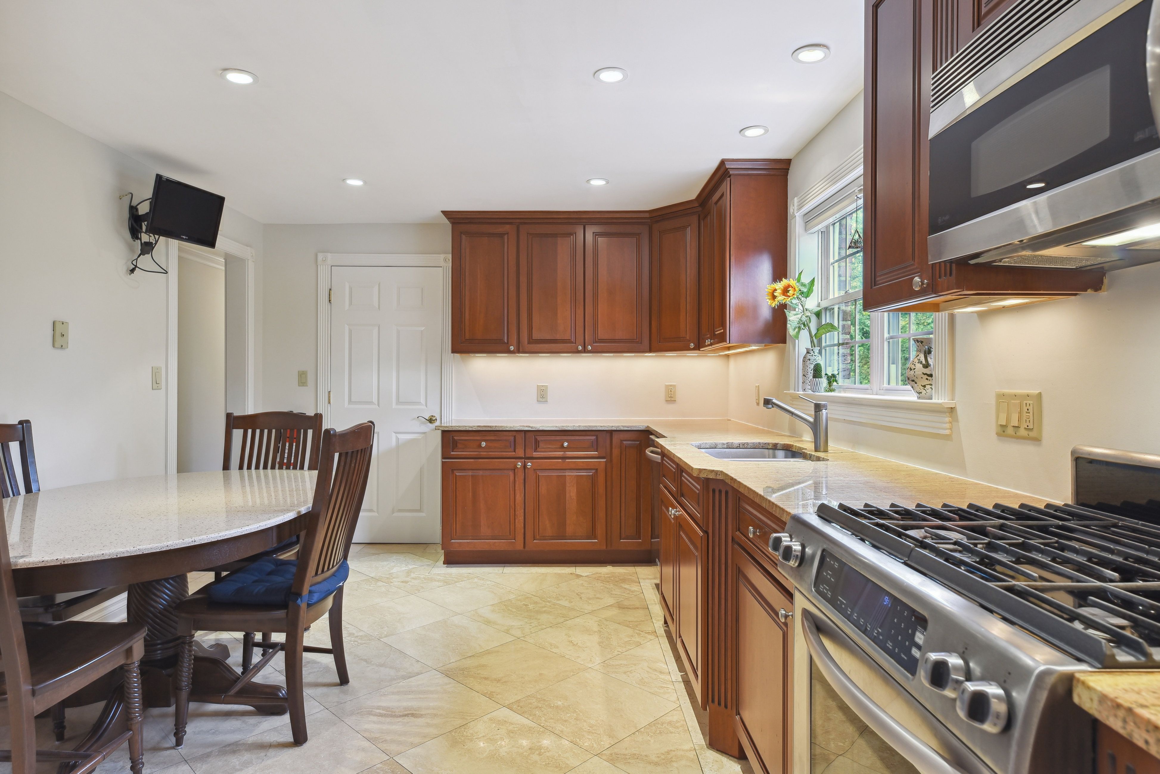 67-75 New England Avenue, Unit 71A 