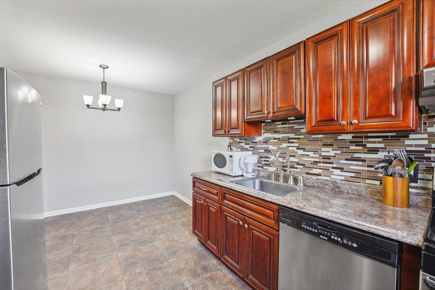 101 Gates Ave, A7 Unit# A7