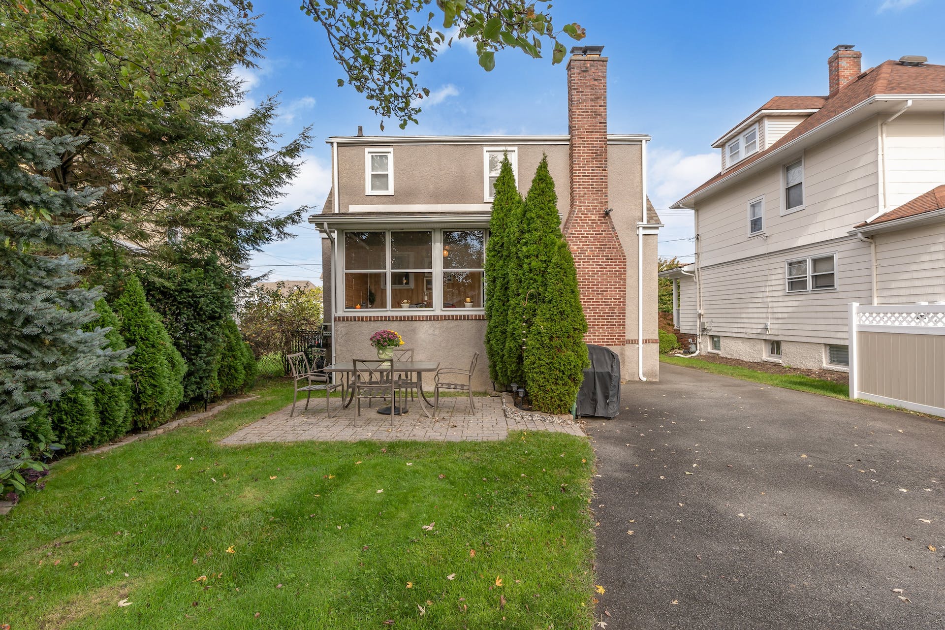 347 Locust Ave