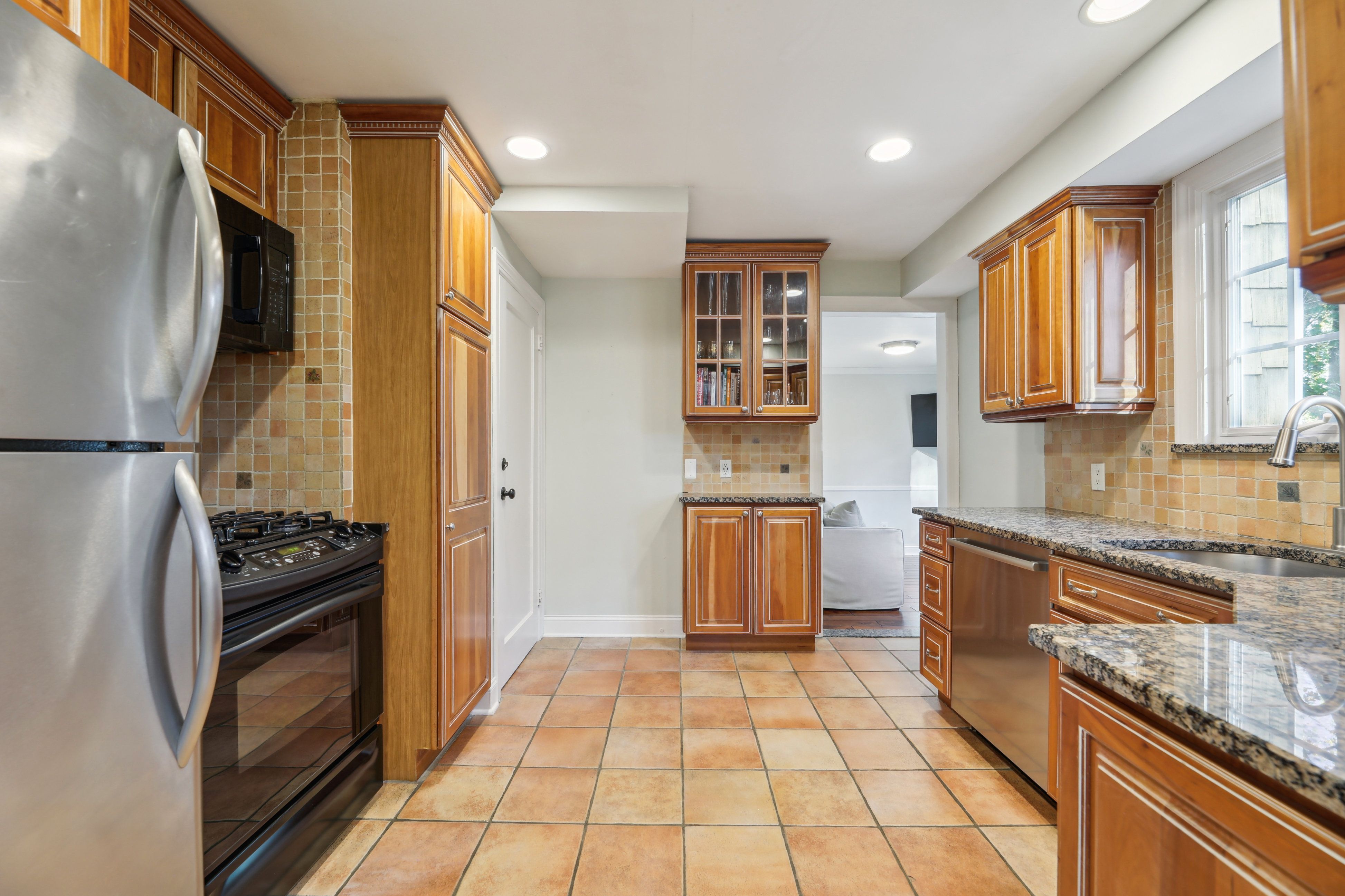 3 Ridgeview Avenue 