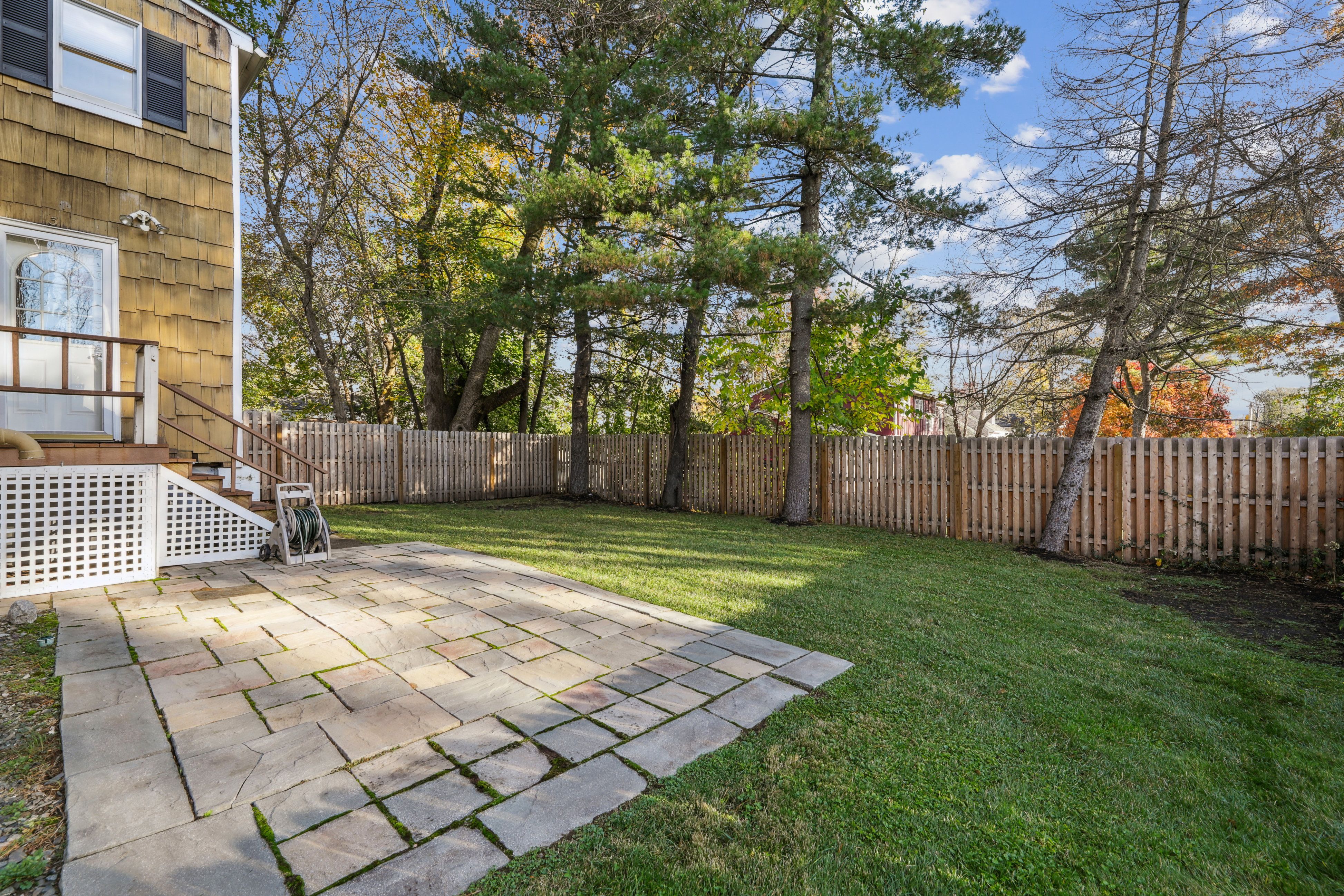 3 Ridgeview Avenue 