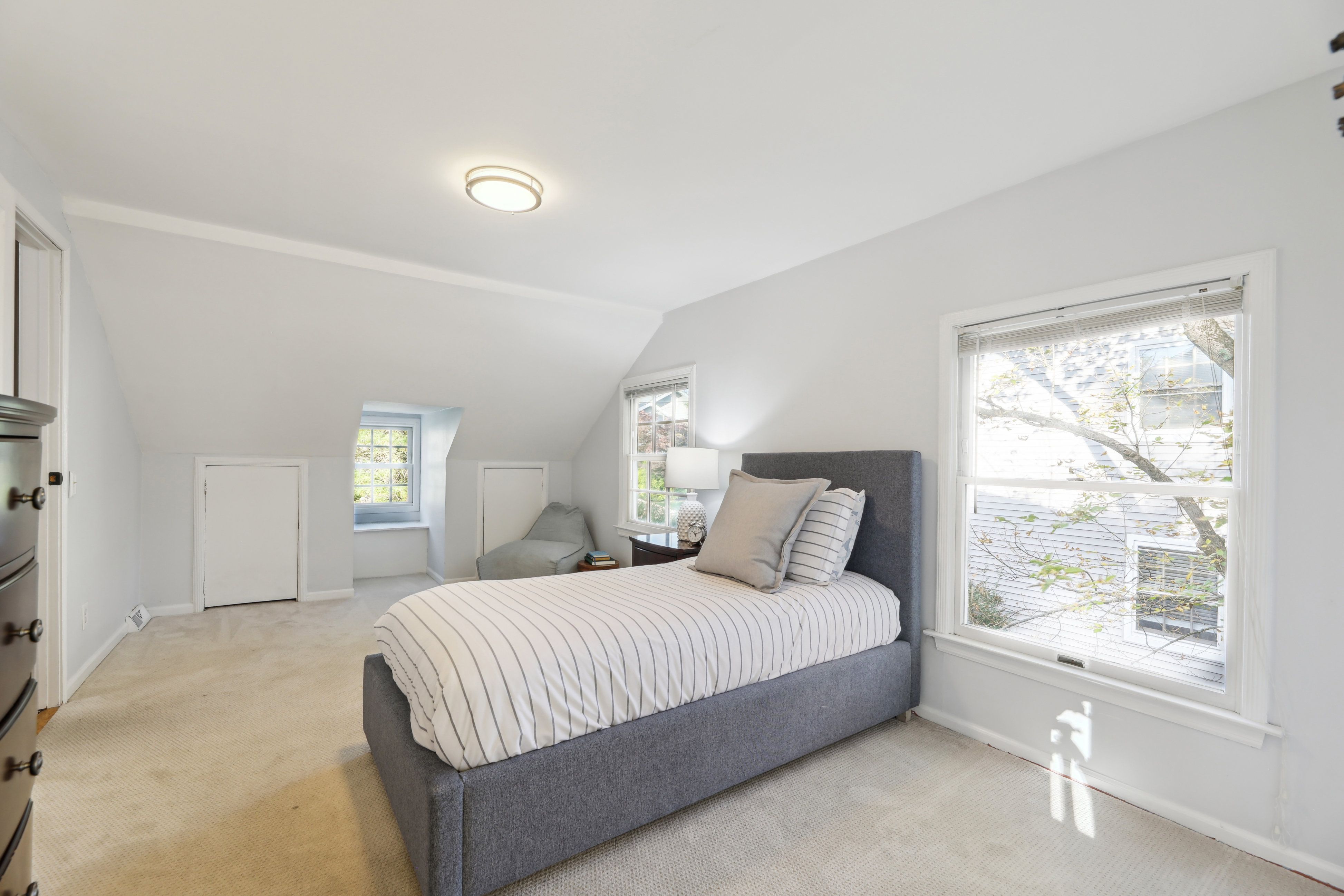 3 Ridgeview Avenue 