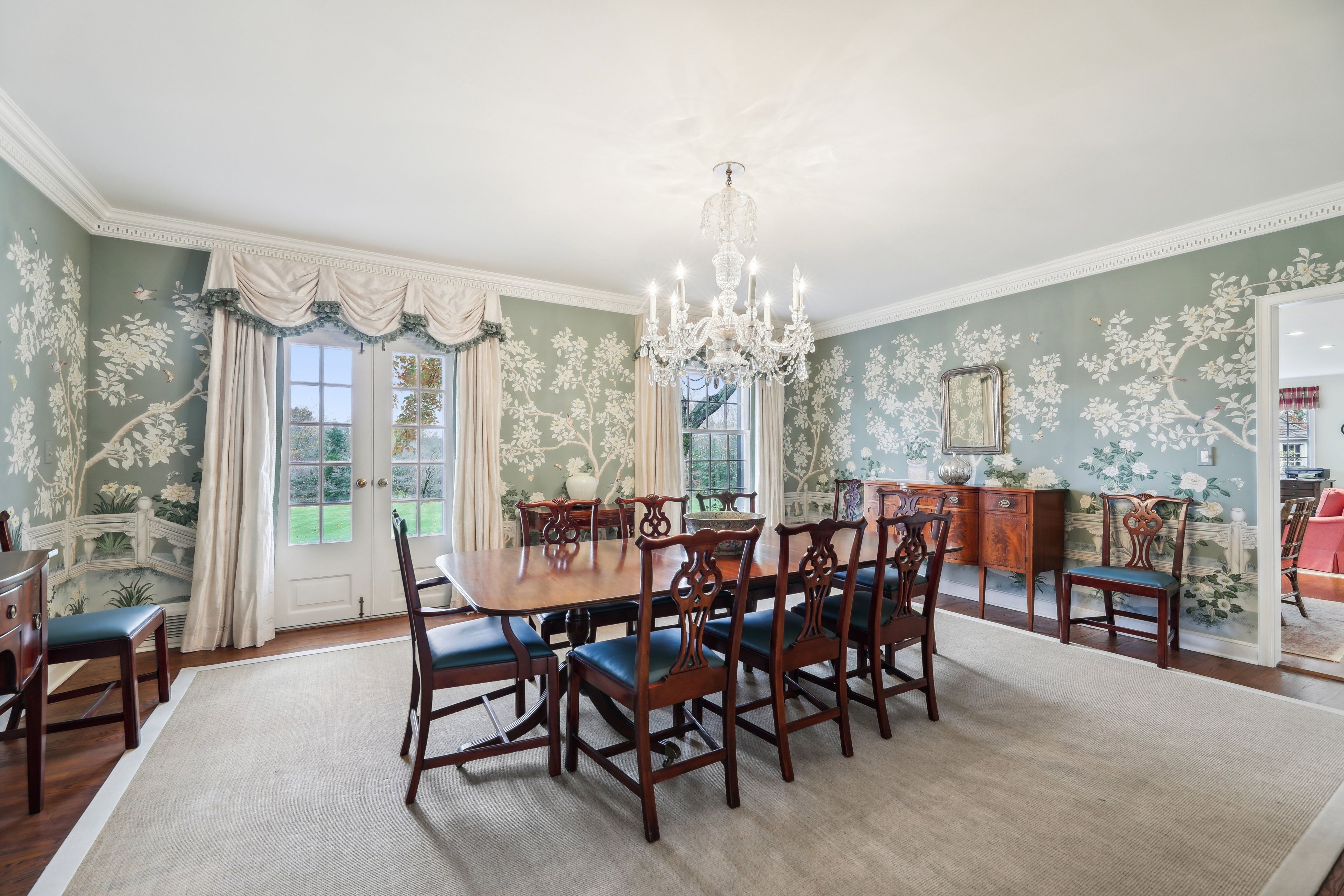 21 Featherbed Lane 