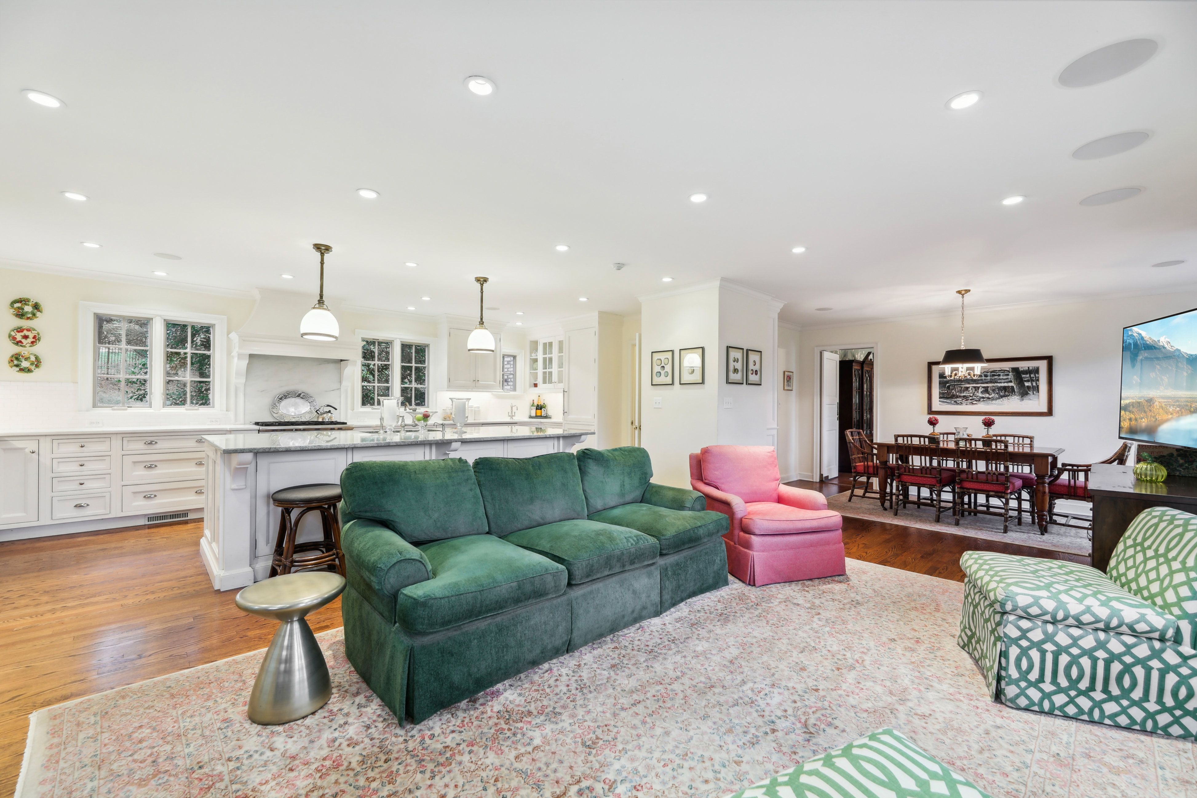 21 Featherbed Lane 