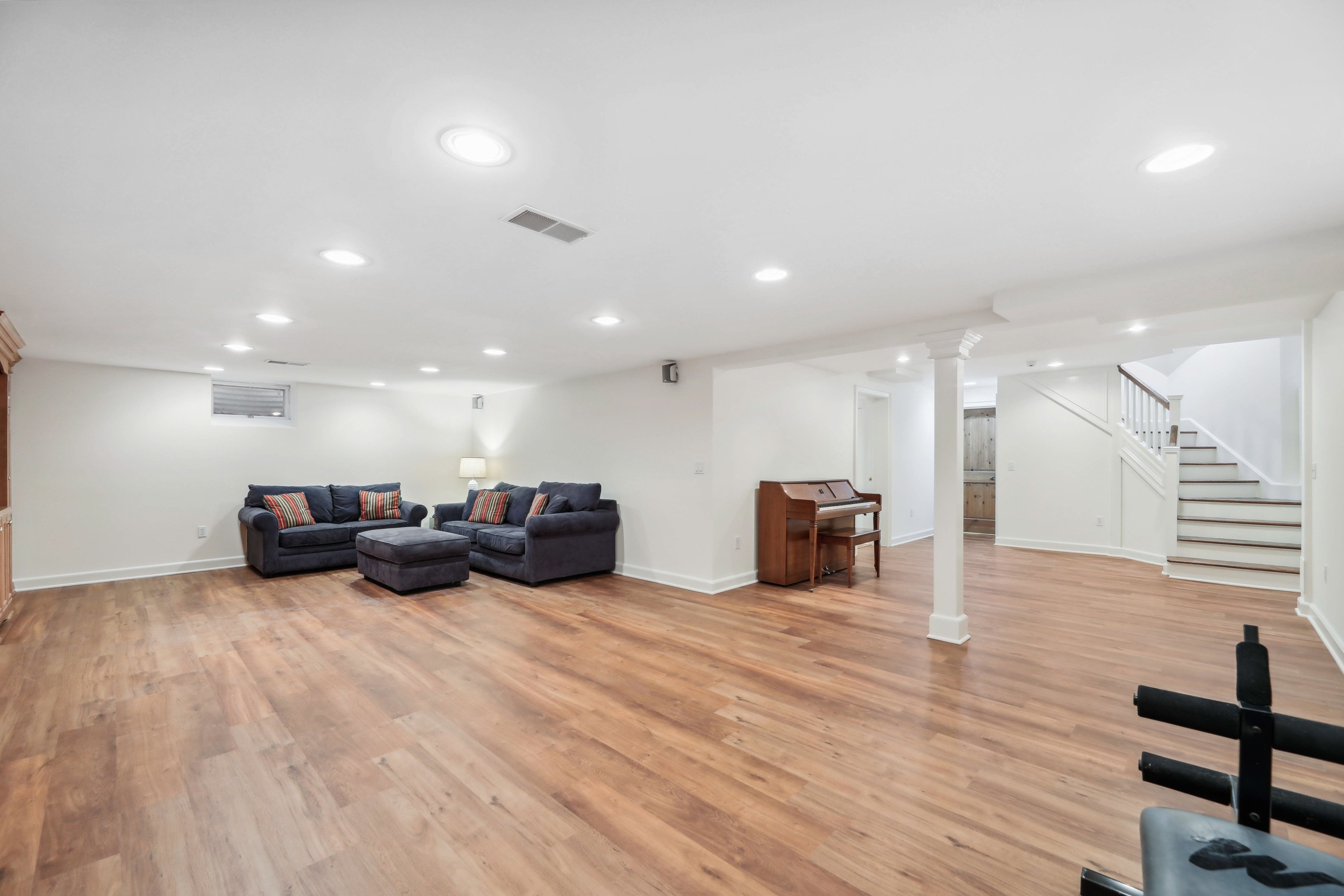 21 Featherbed Lane 