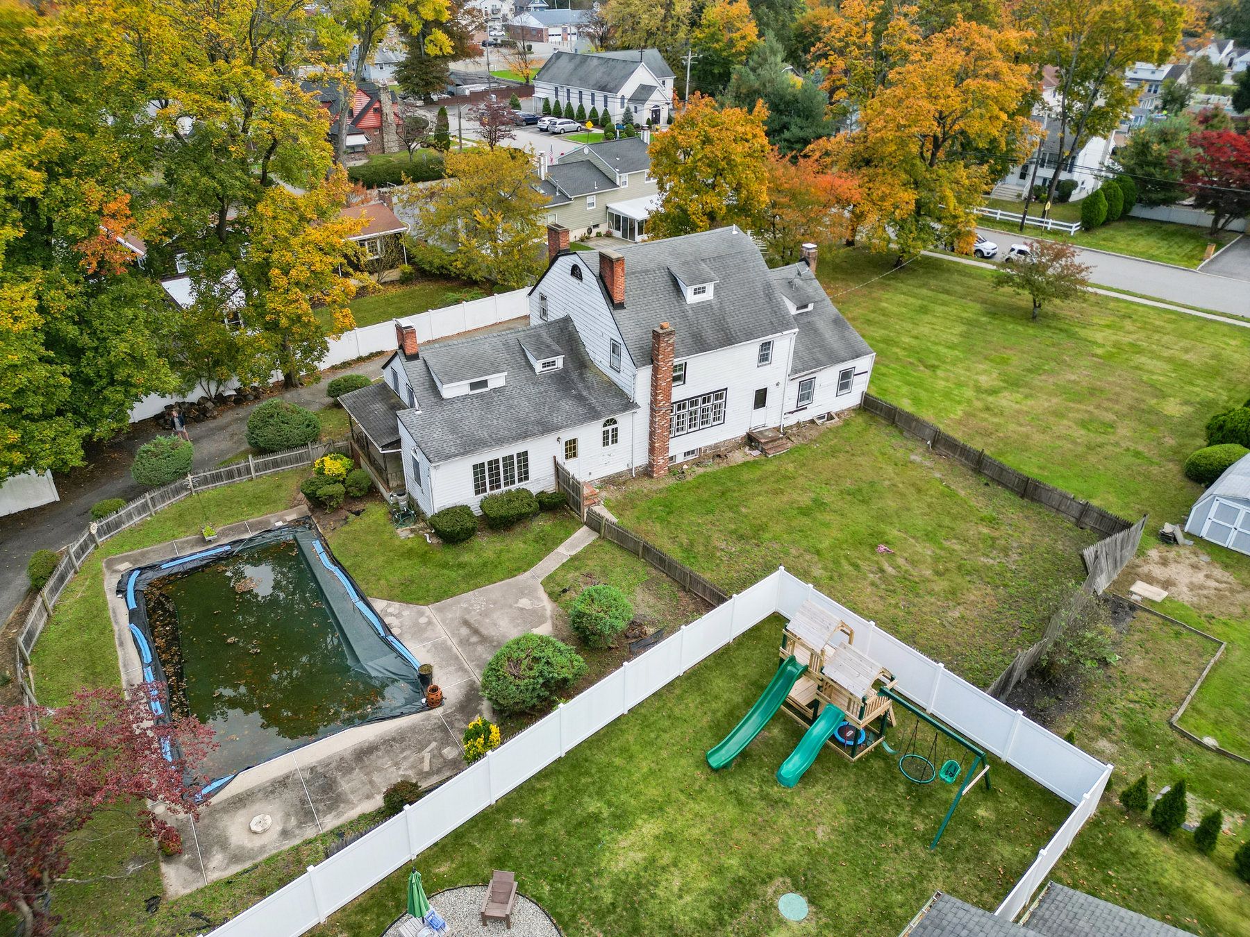 36 West Franklin Avenue 