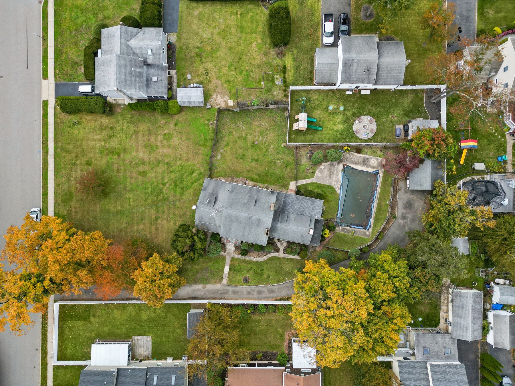 36 West Franklin Avenue 