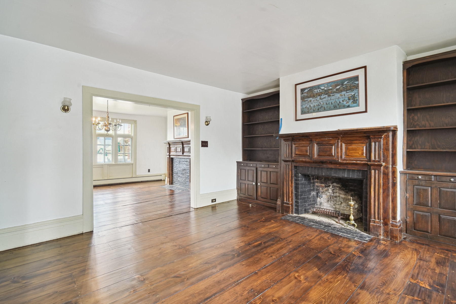 36 West Franklin Avenue 