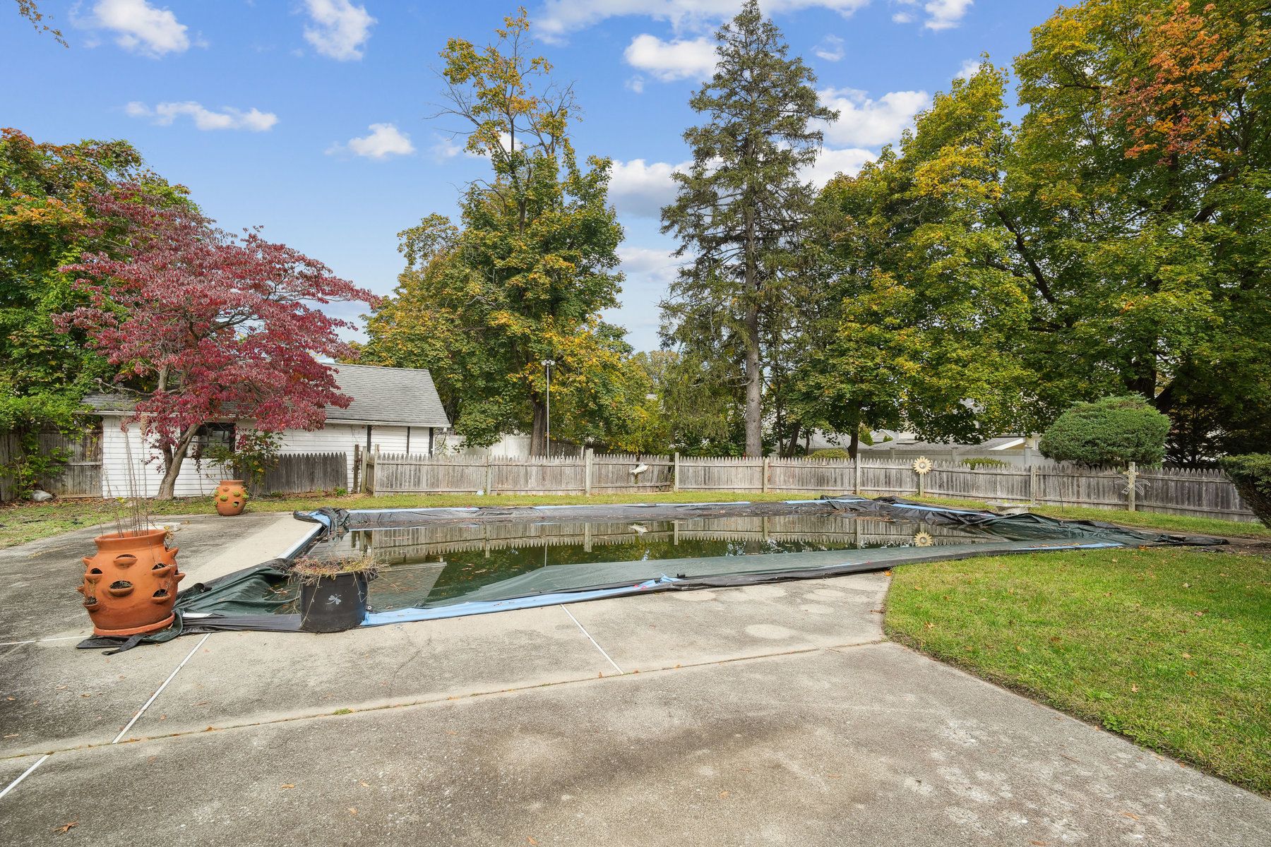 36 West Franklin Avenue 
