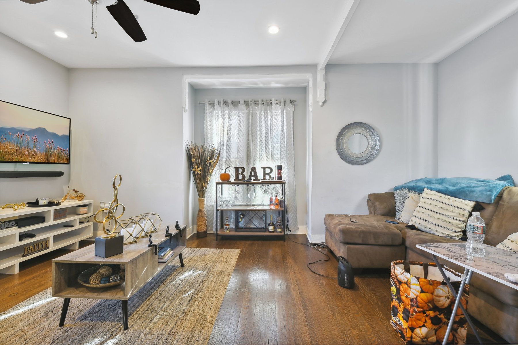137 Walnut St 