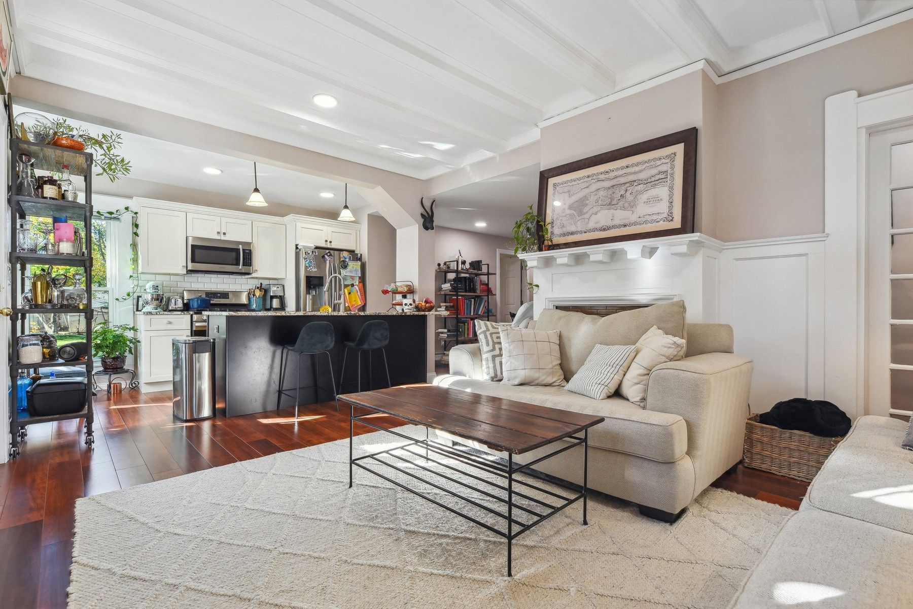 137 Walnut St 