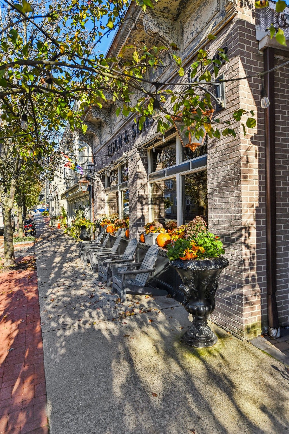 137 Walnut St 