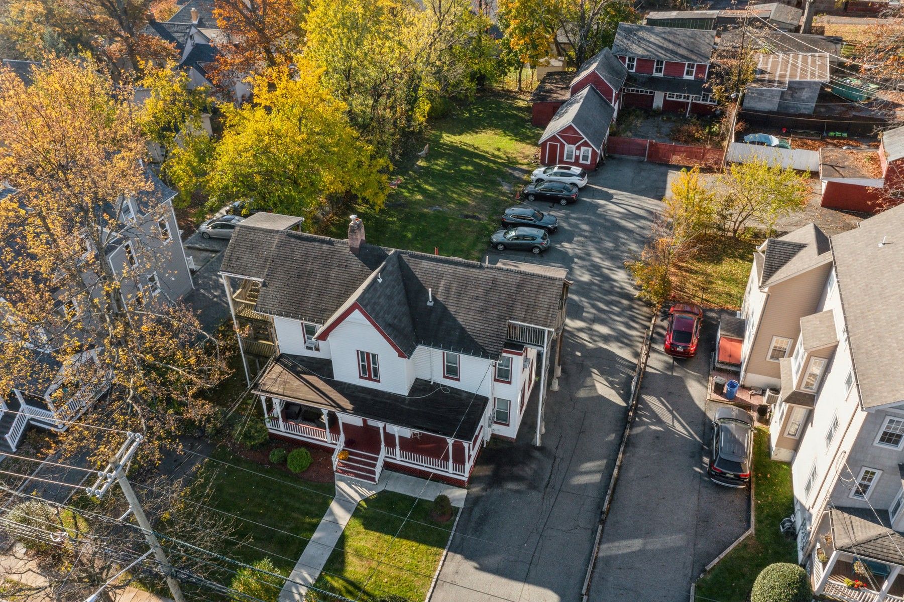 137 Walnut St 
