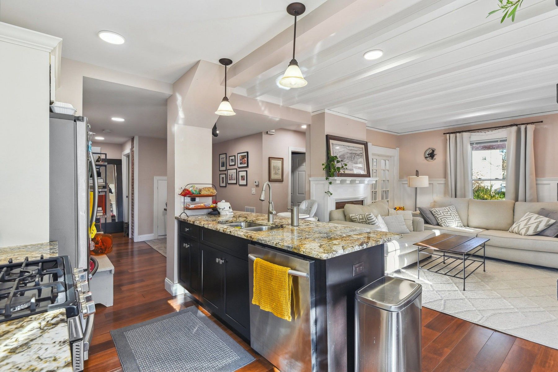 137 Walnut St 