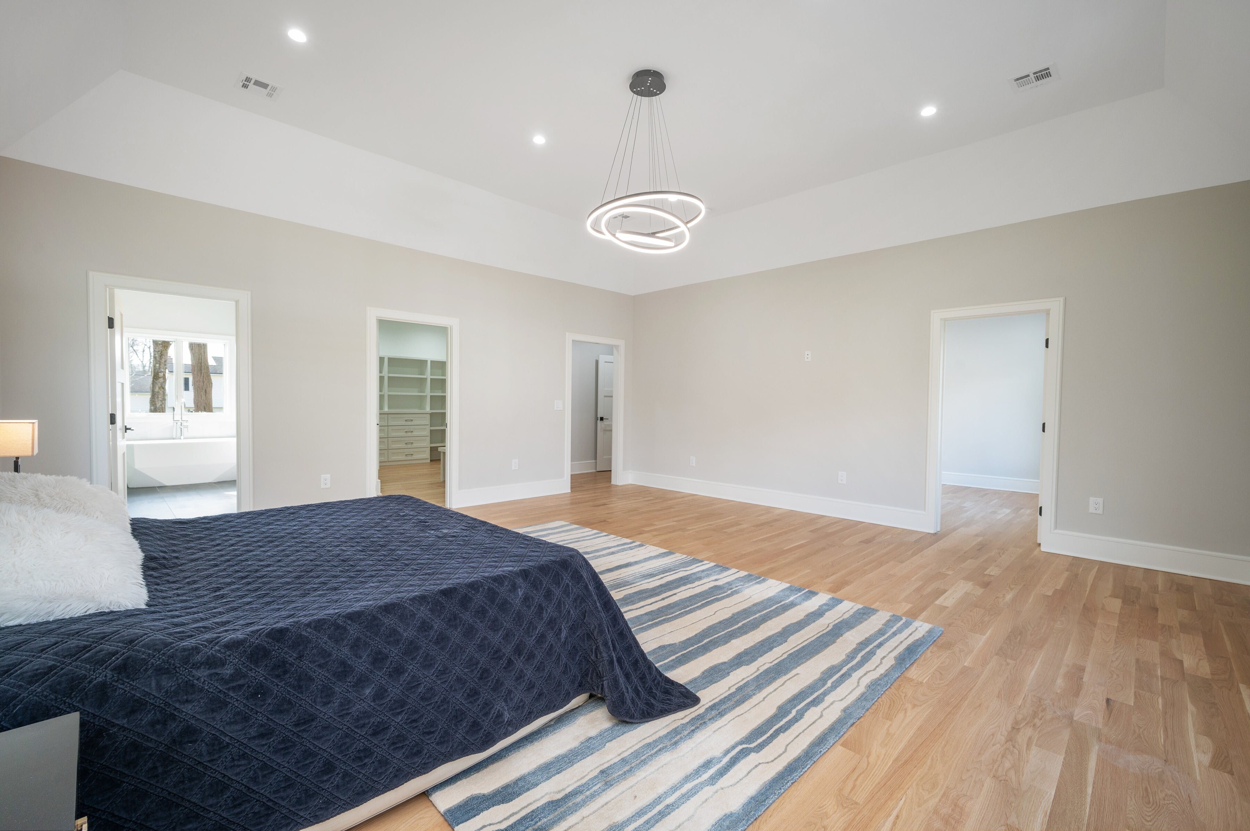 8 Keyes Street 