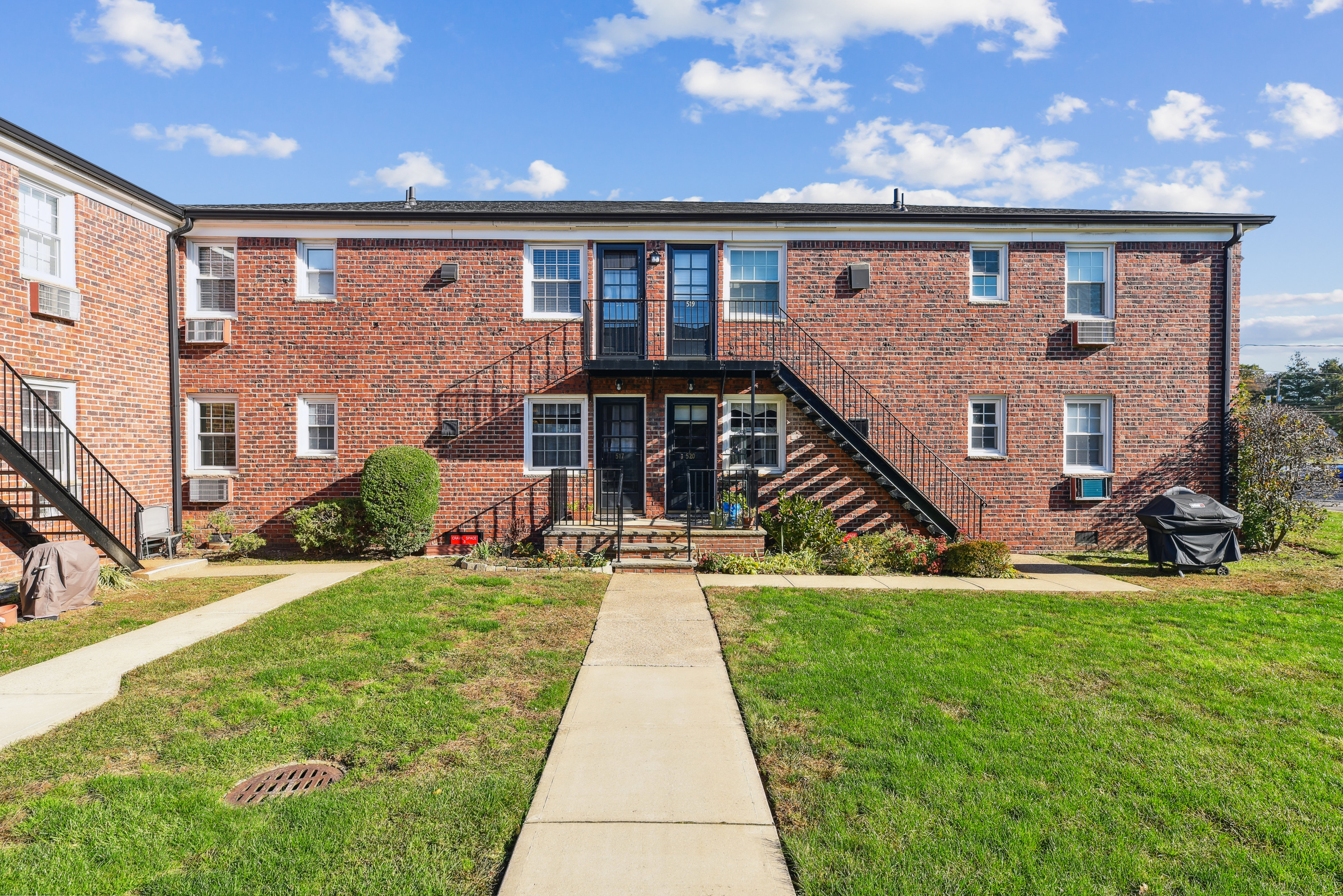 517 Pitney Place 