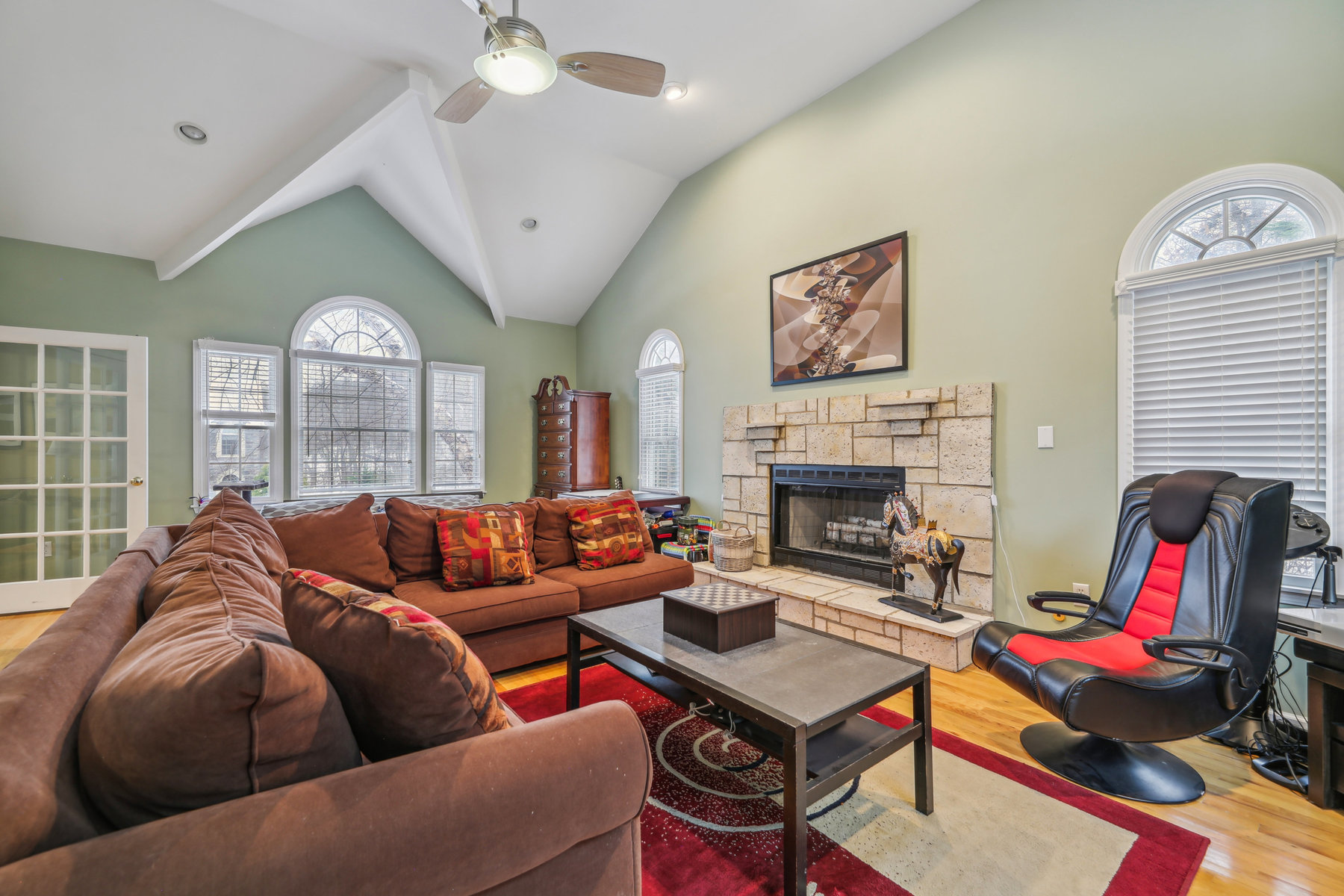 39 Crescent Drive 