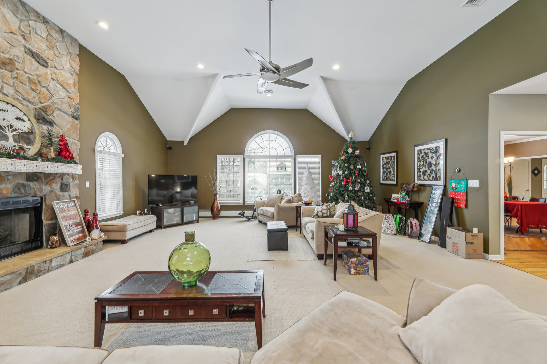 39 Crescent Drive 