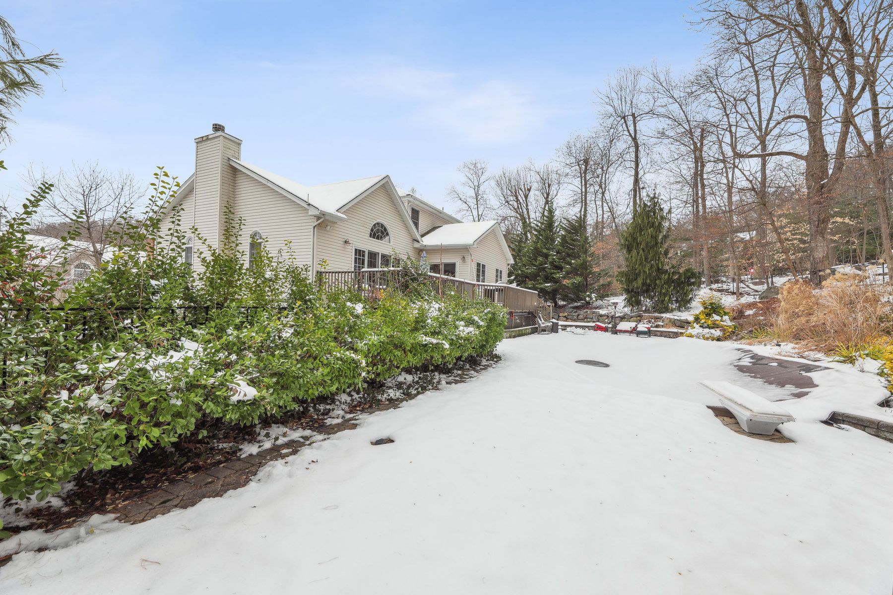 39 Crescent Drive 