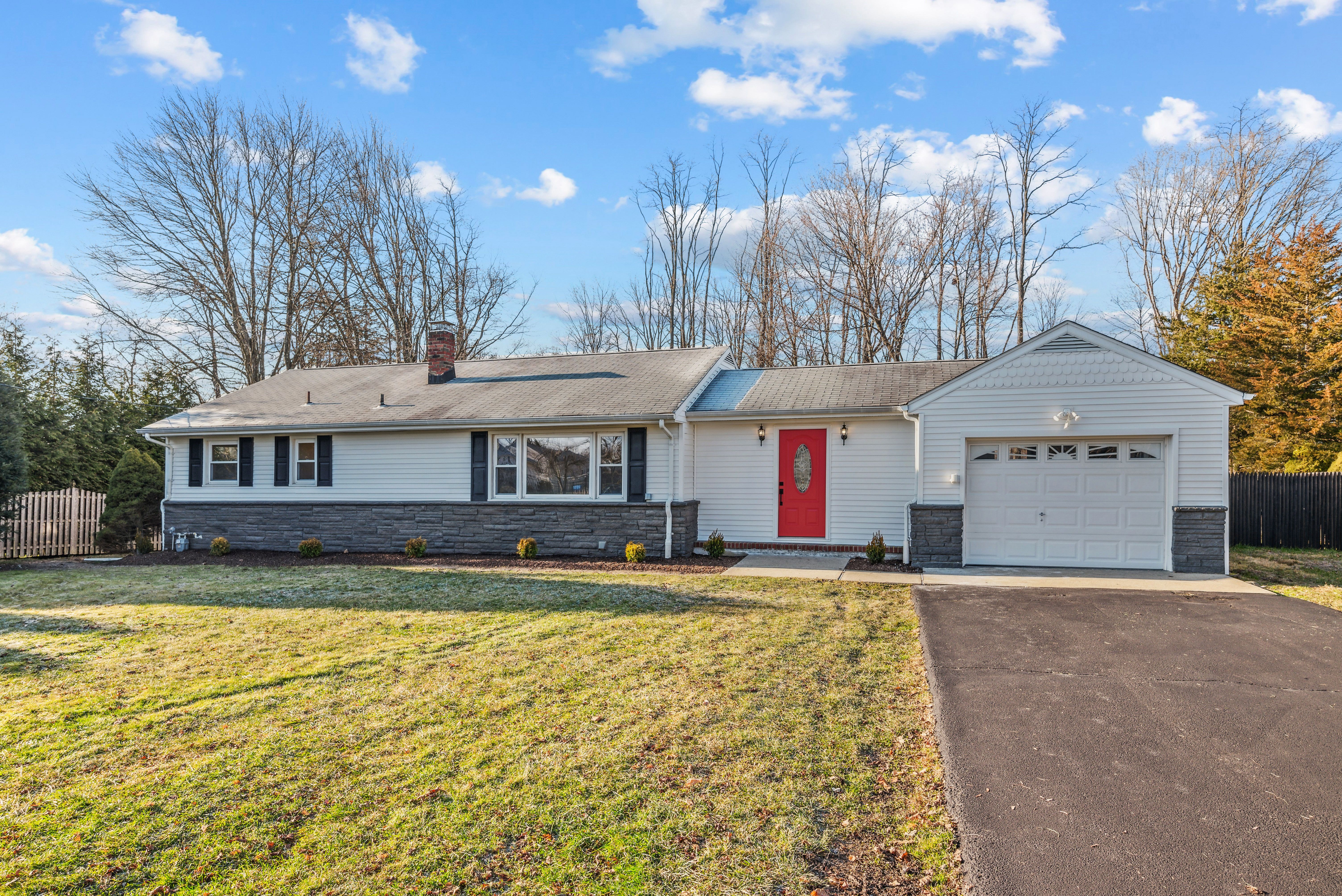 2 Robinson Avenue 