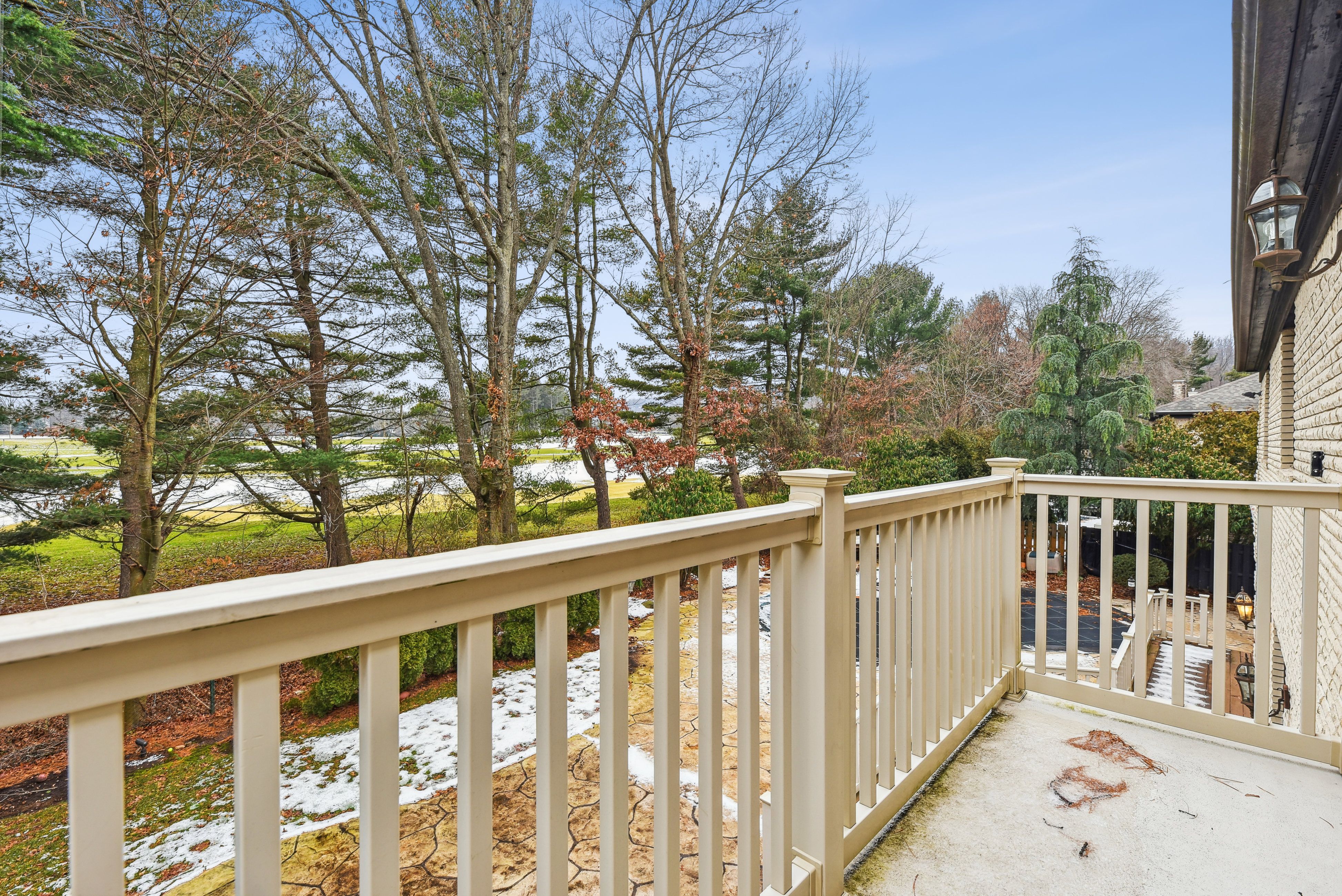 576 Ashwood Road 