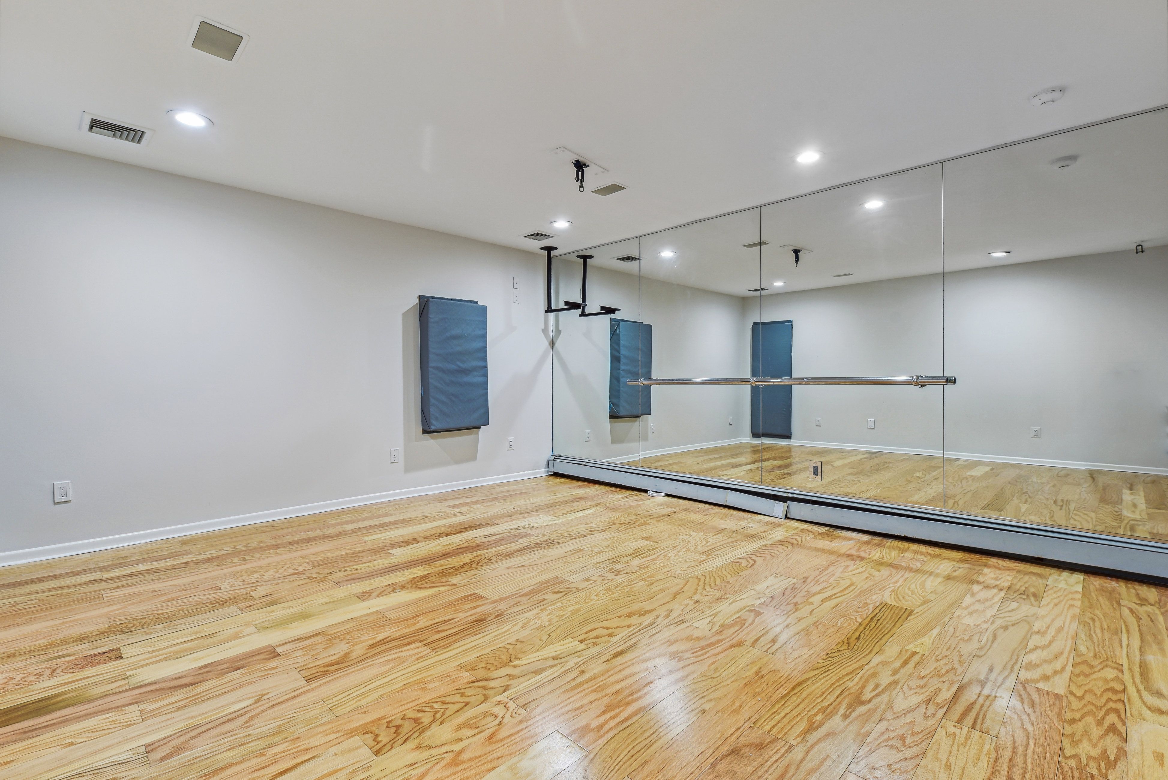576 Ashwood Road 