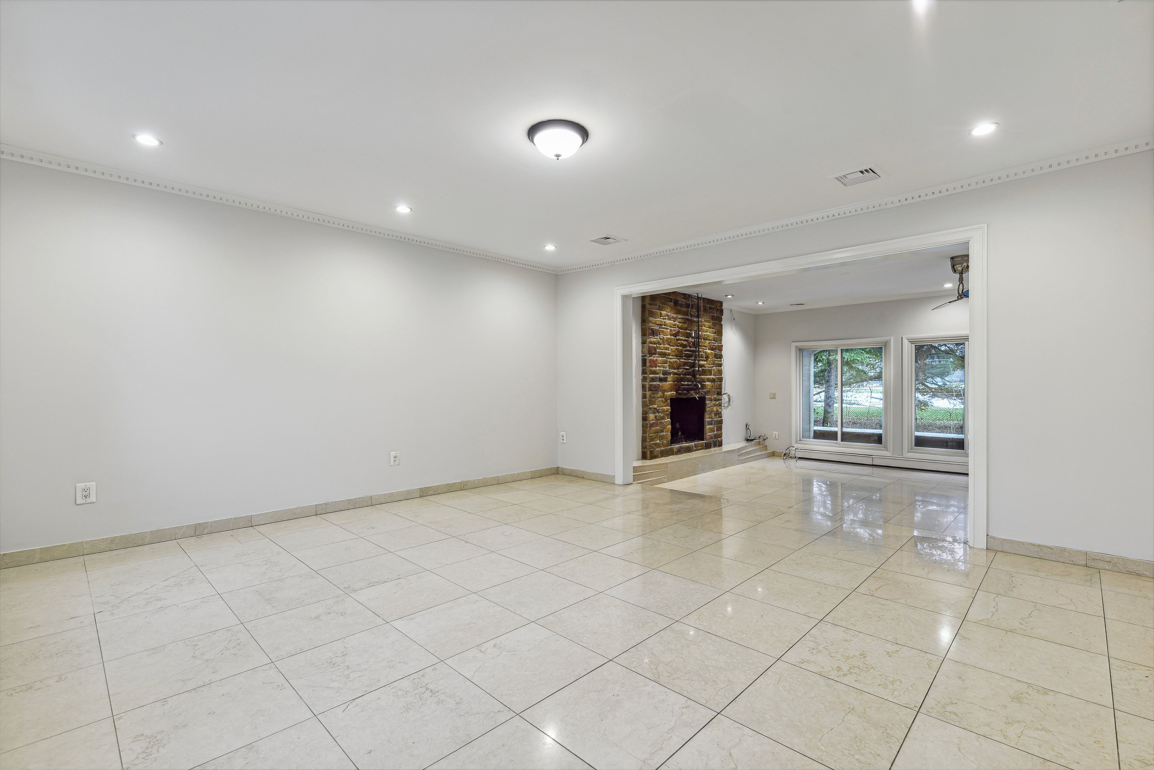 576 Ashwood Road 