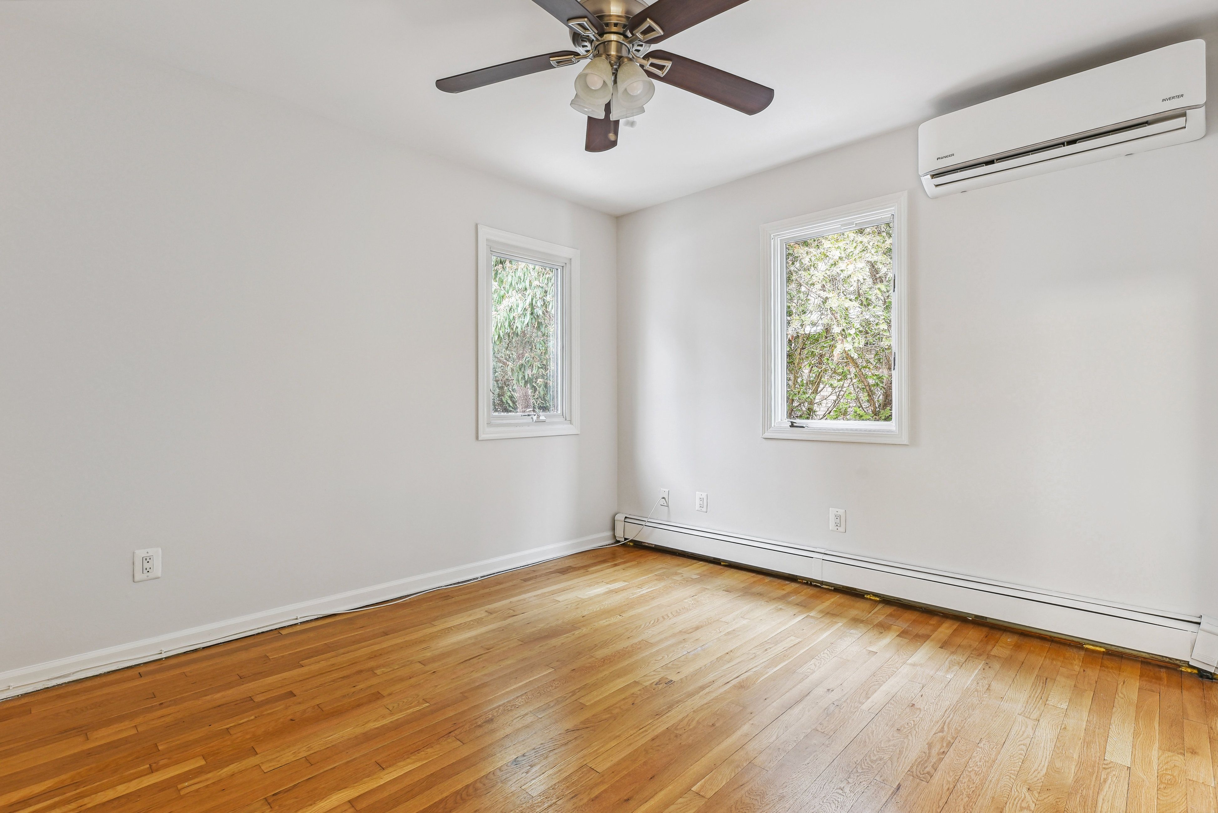576 Ashwood Road 