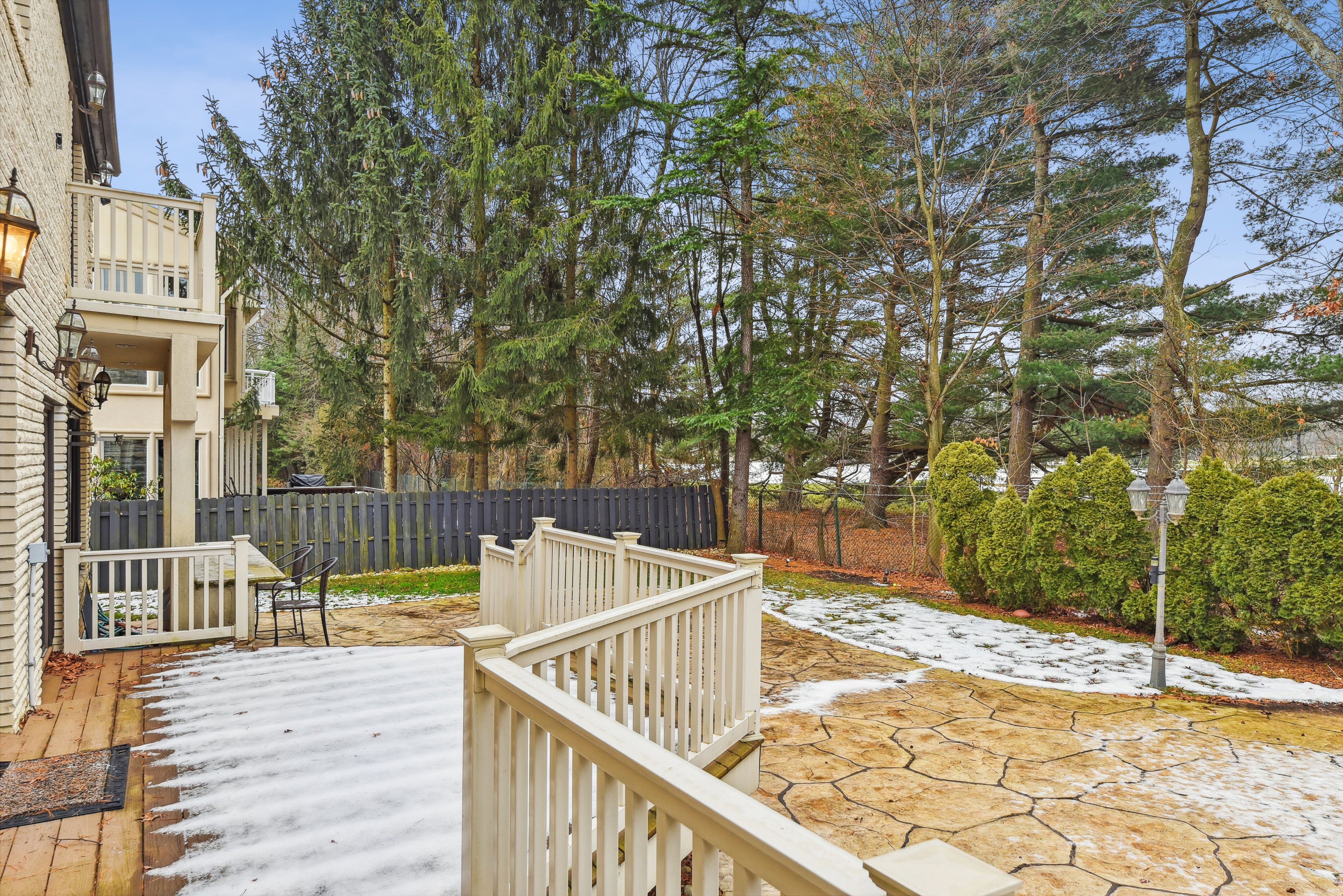 576 Ashwood Road 