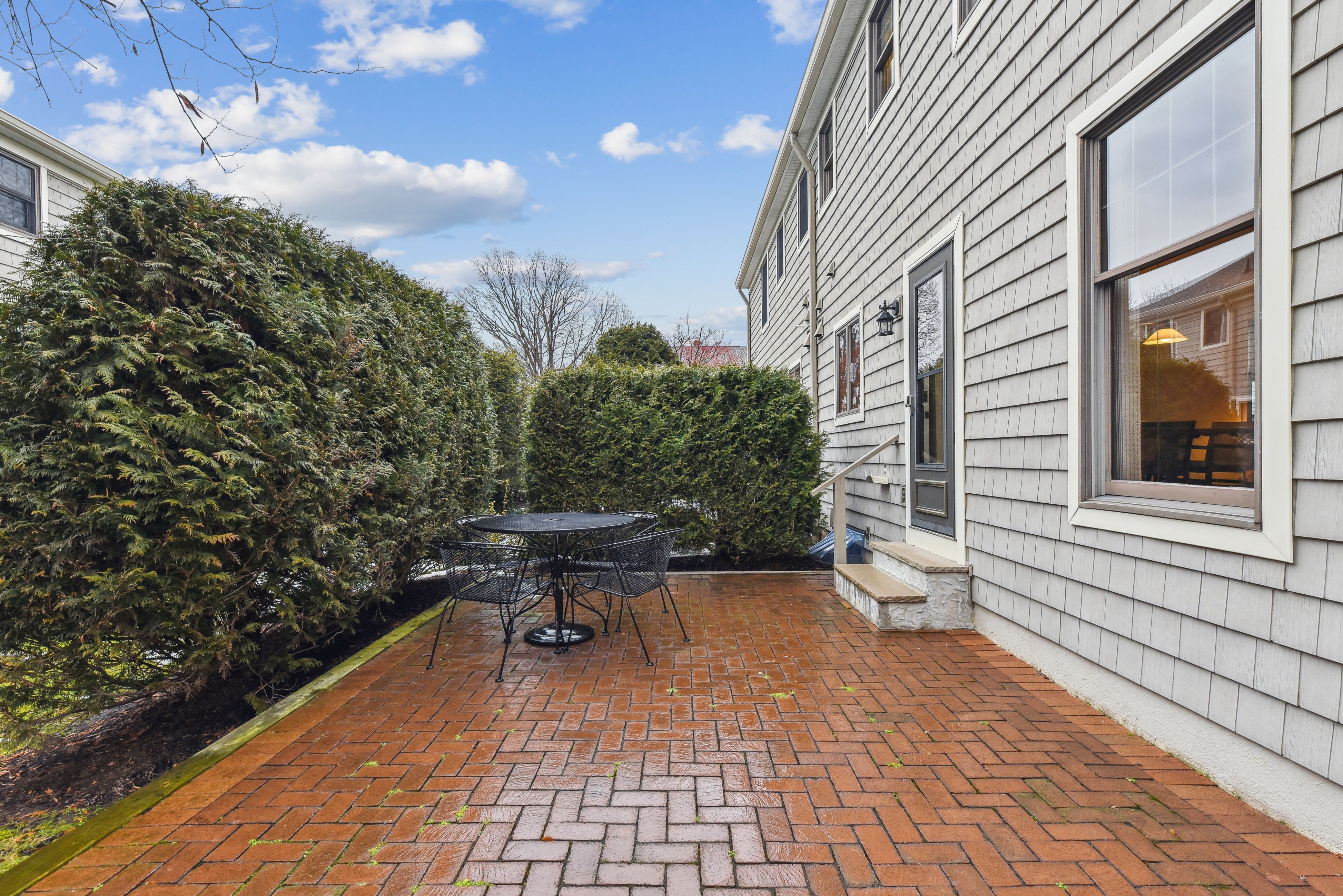 28 Morris Avenue, Unit N 
