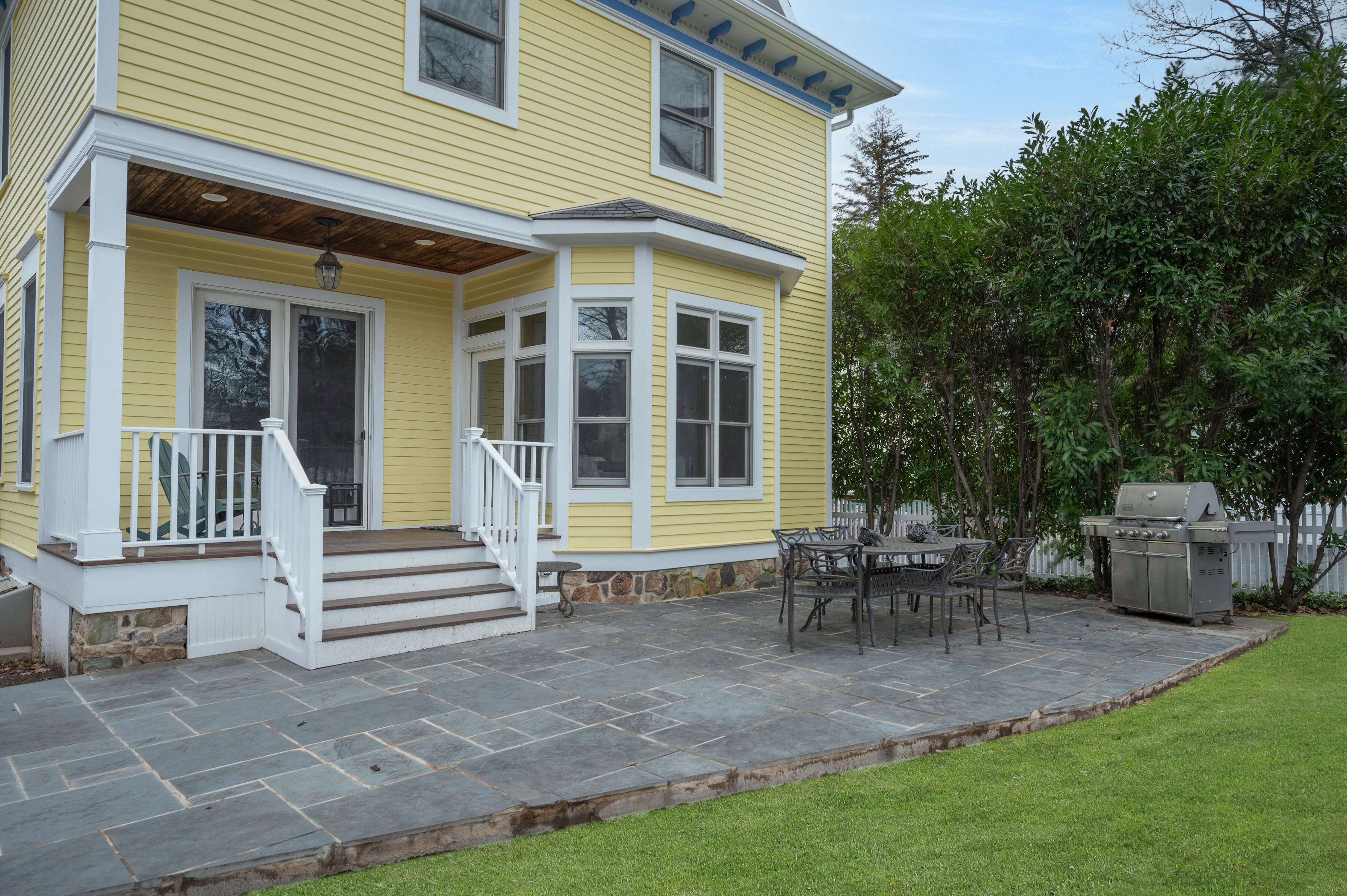 21 Ruthven Place 