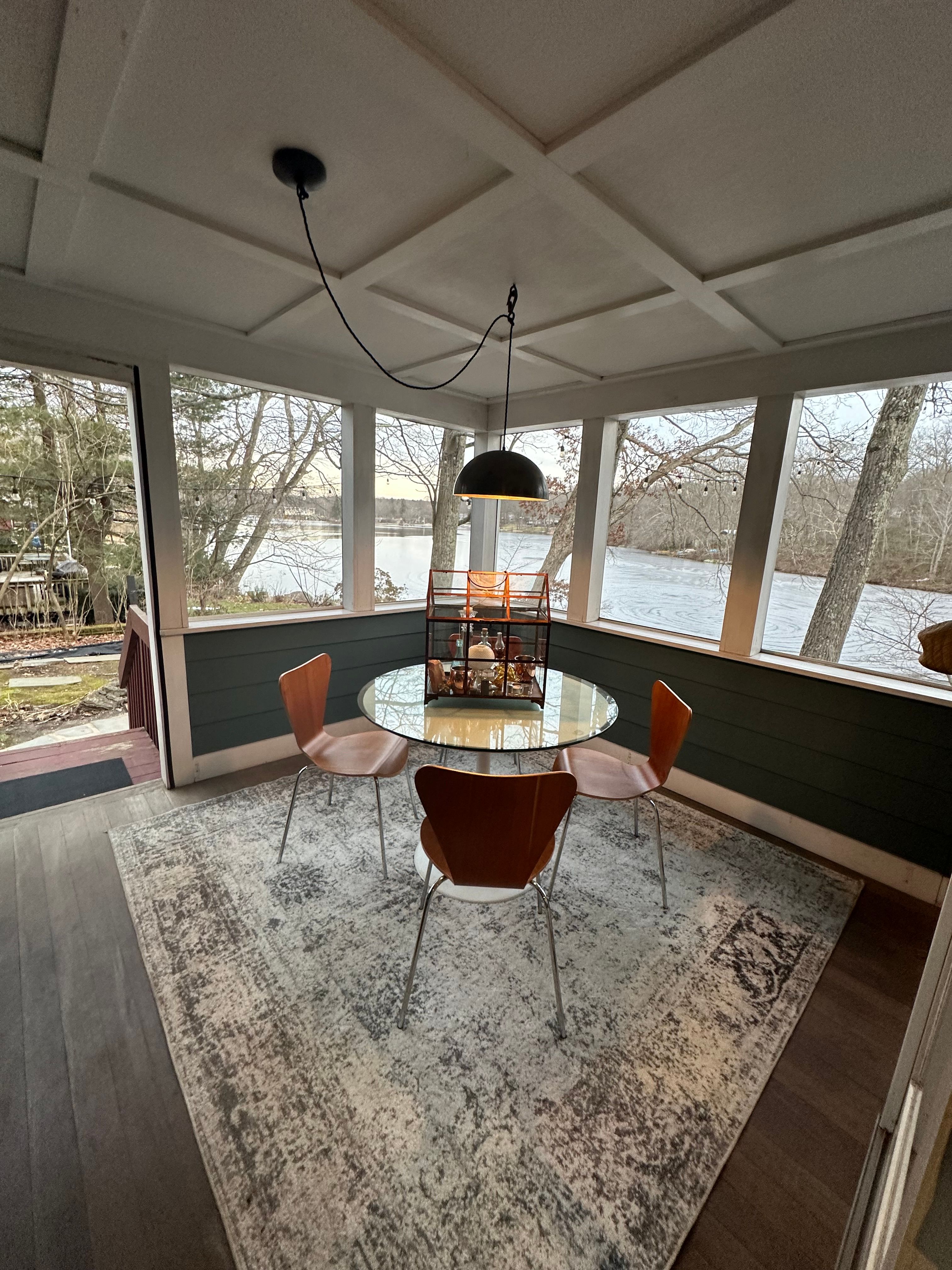 41 Lake Shore Road West 