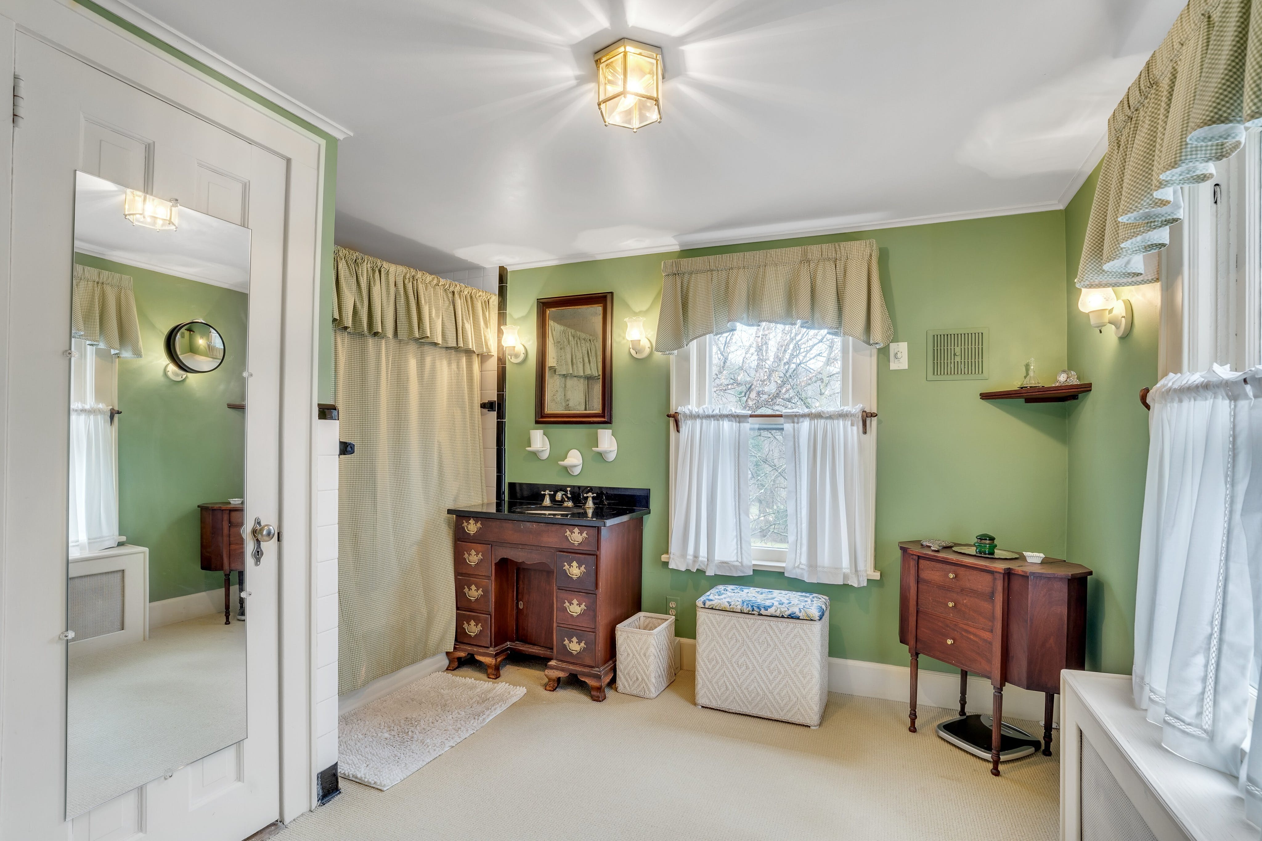 68 Valley View Avenue 
