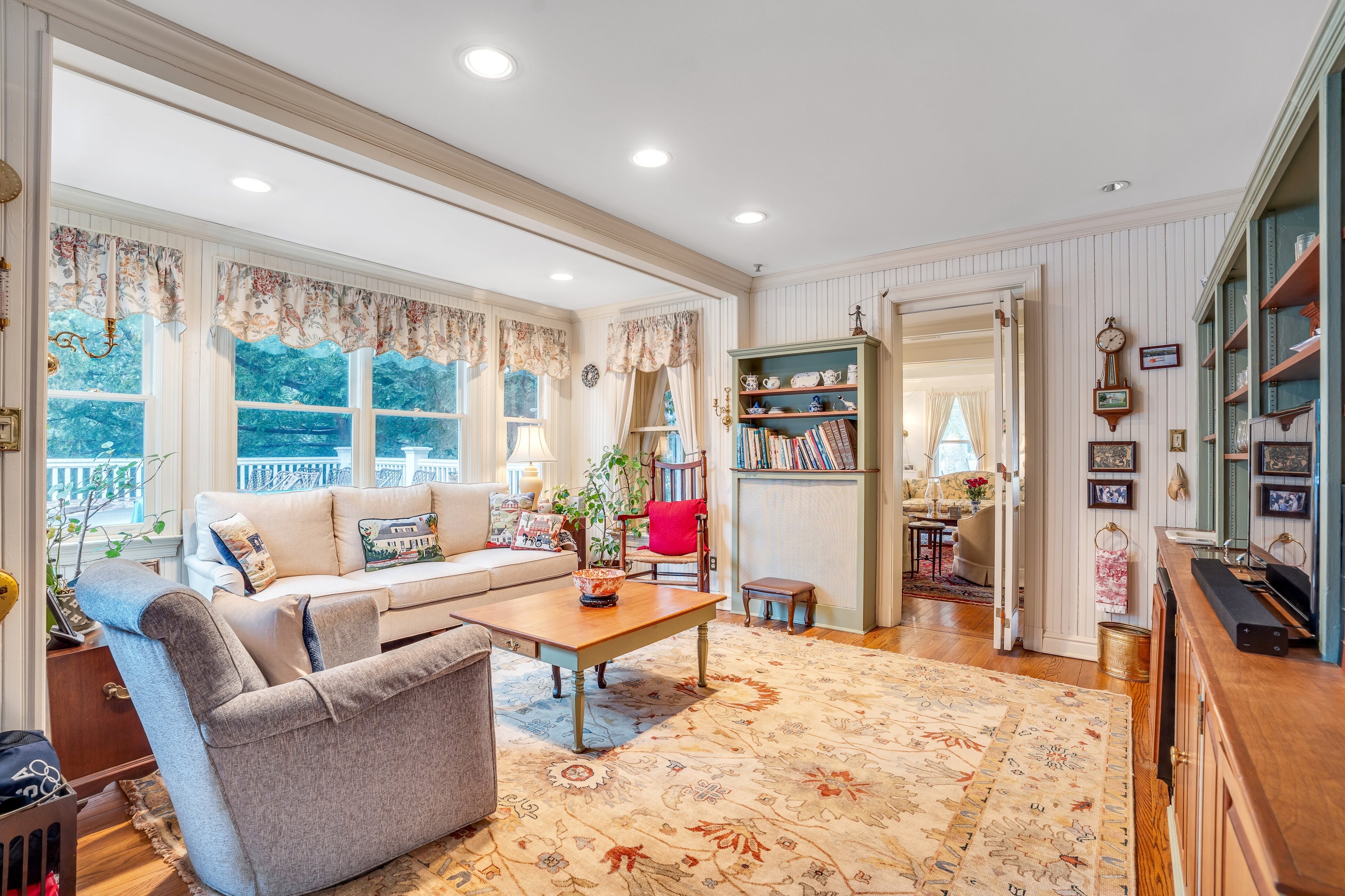 68 Valley View Avenue 