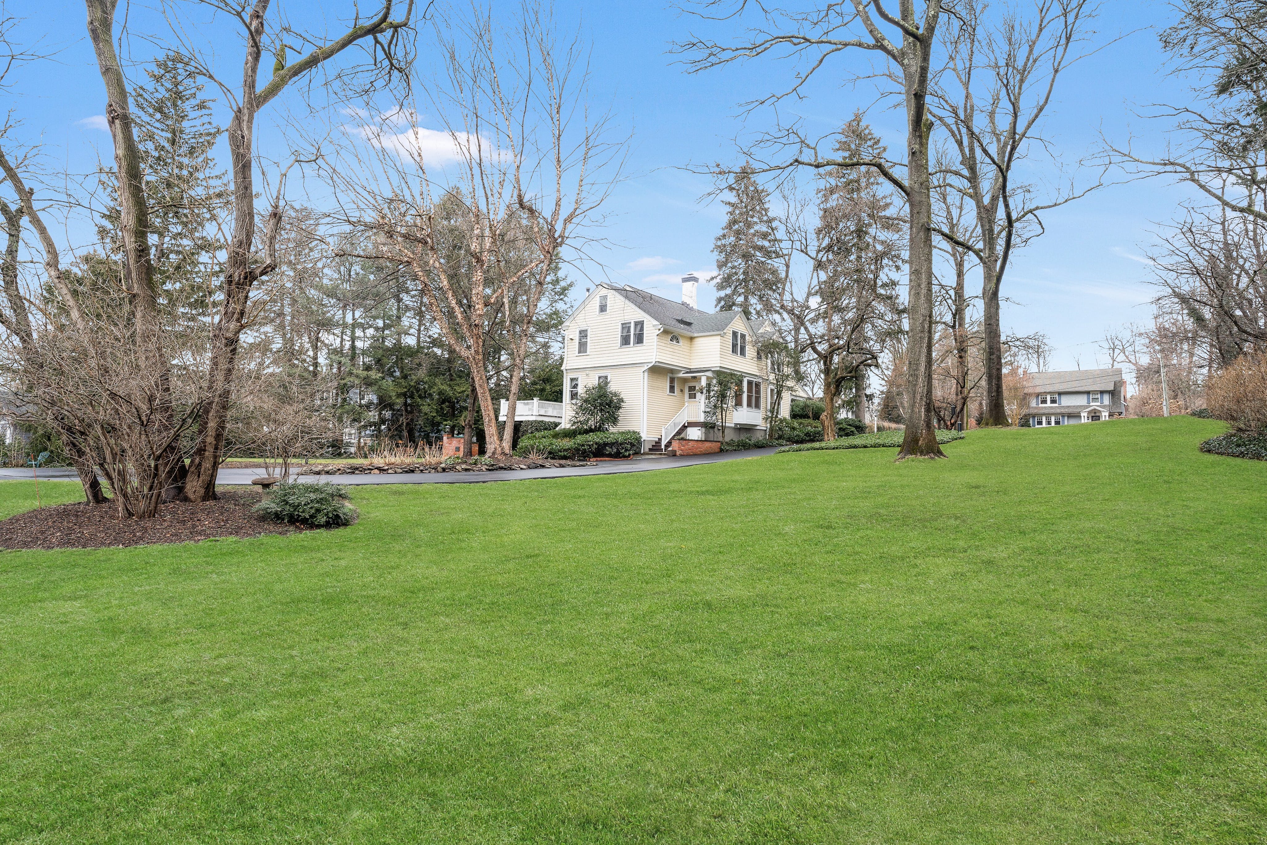 68 Valley View Avenue 