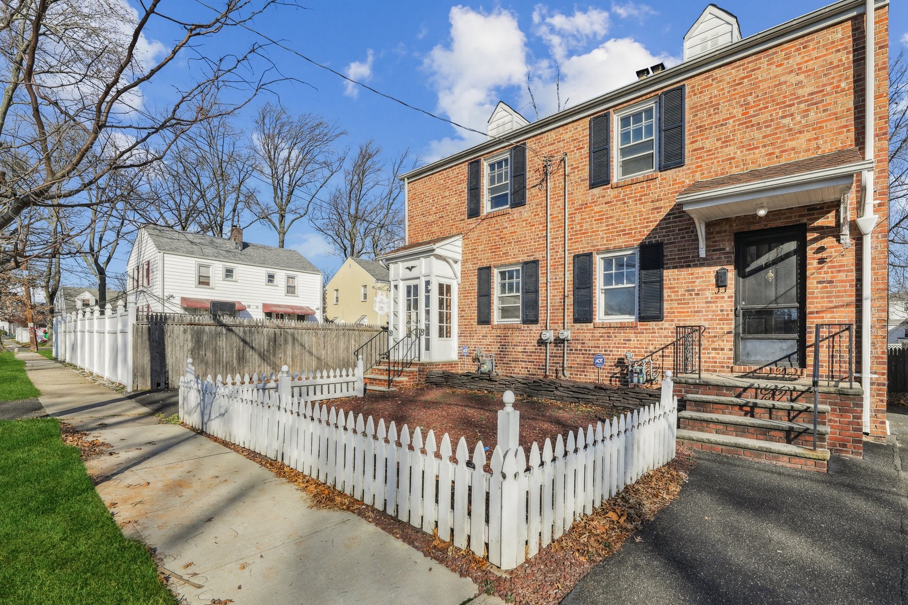 199 Kearny Ave 