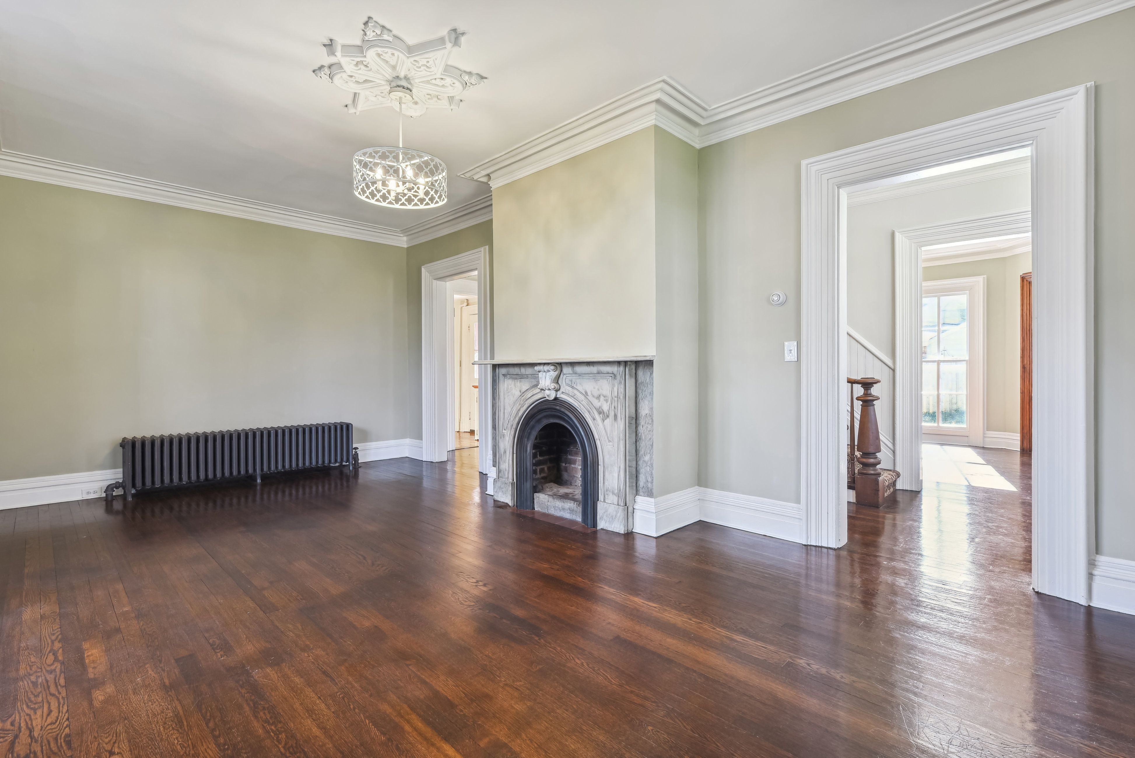 31 Hobart Avenue 